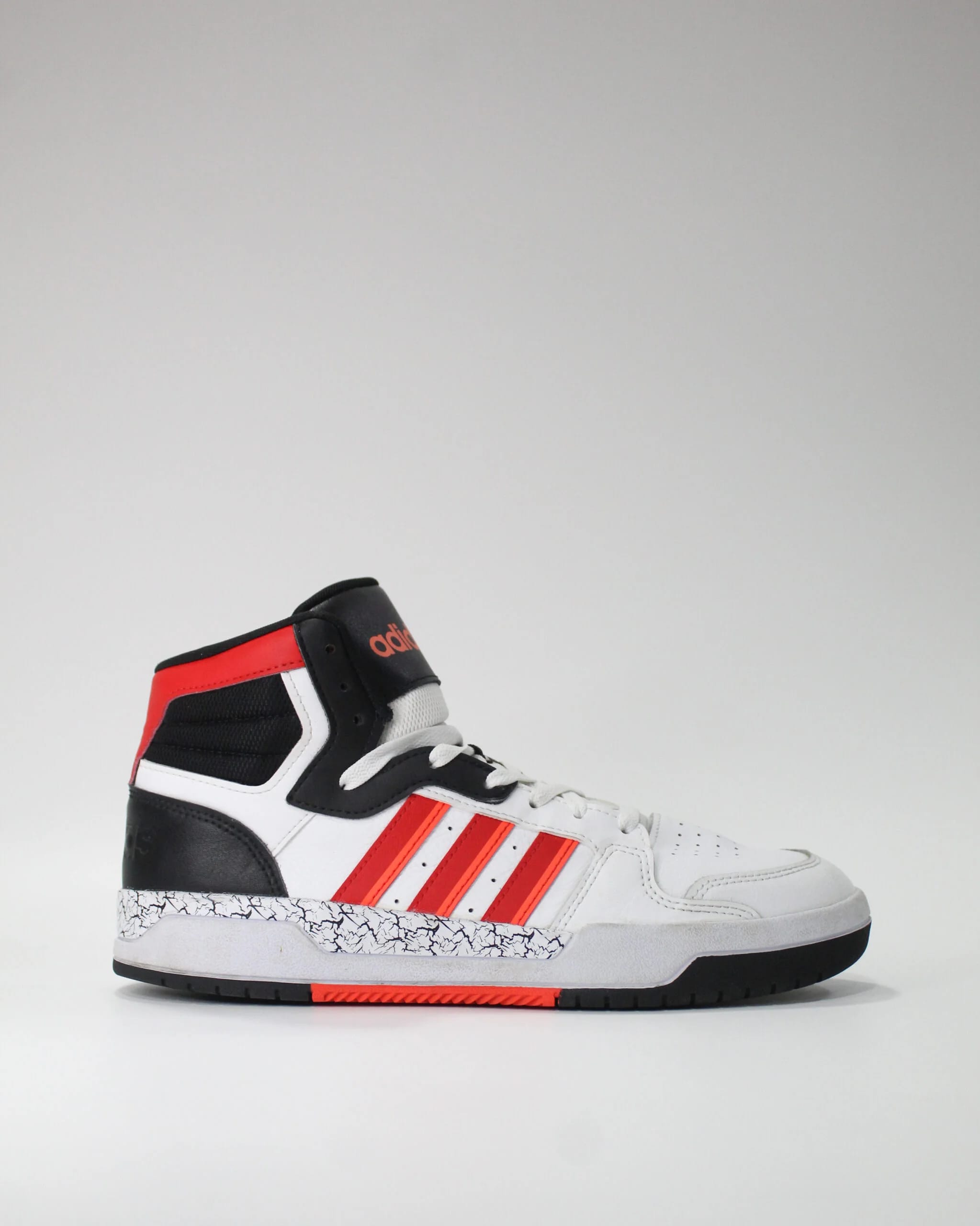 Adidas NEO Entrap mid White Black Red