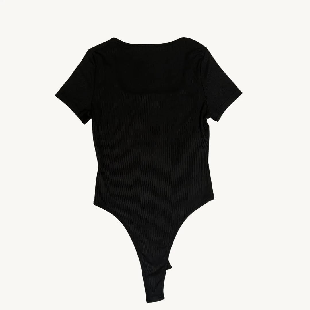Body Minimalista - Negro Charcoal