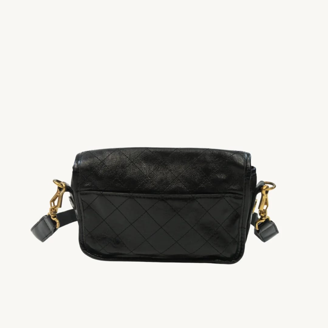 Bolso de Hombro Chanel Matelassé Negro Vintage