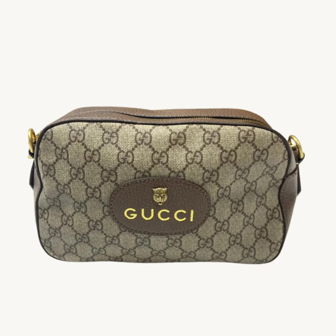 Bolso de Hombro Gucci Neo Vintage GG Supreme con Detalle de Felino