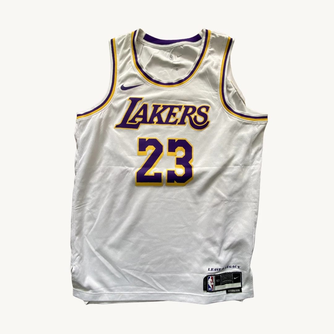 Camiseta Los Angeles Lakers - LeBron James #23