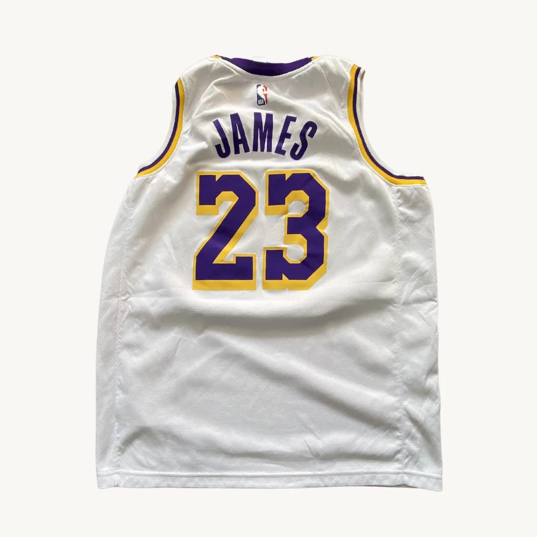 Camiseta Los Angeles Lakers - LeBron James #23
