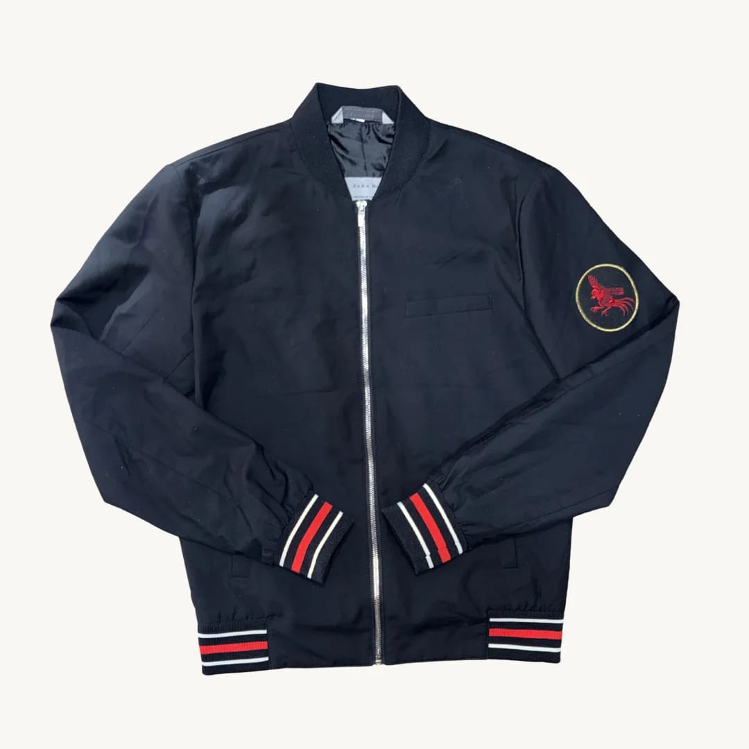 Chaqueta Bomber Zara - Negro con Detalles en Contraste