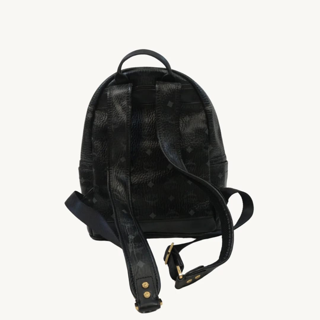 Mochila MCM Stark Studded Negra