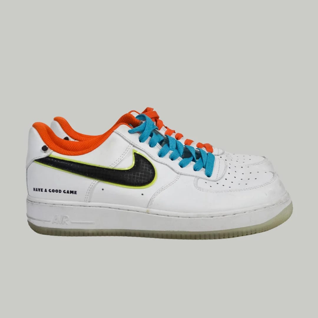 Nike Air Force 1 naranjo