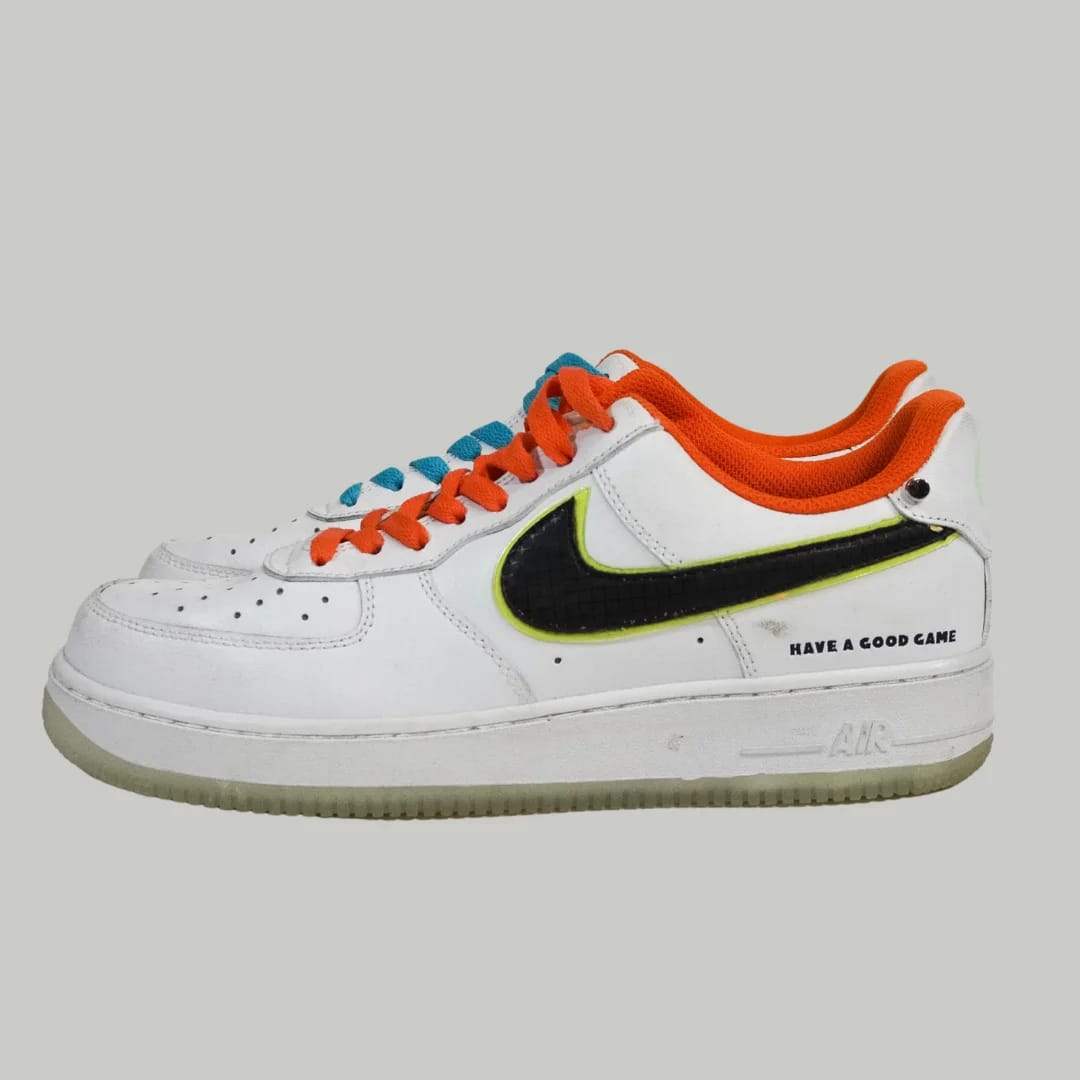 Nike Air Force 1 naranjo