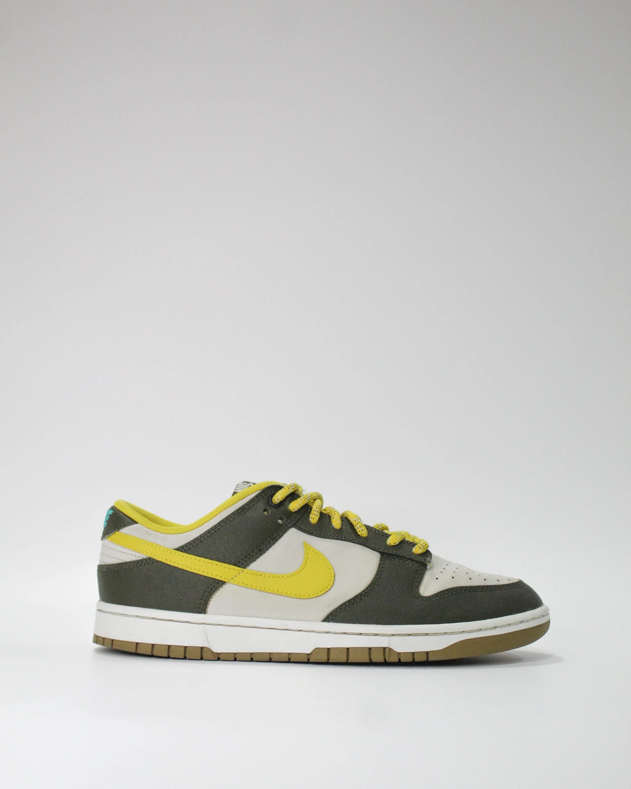 Nike Dunk Low Premium Cargo khaki vivid sulfur
