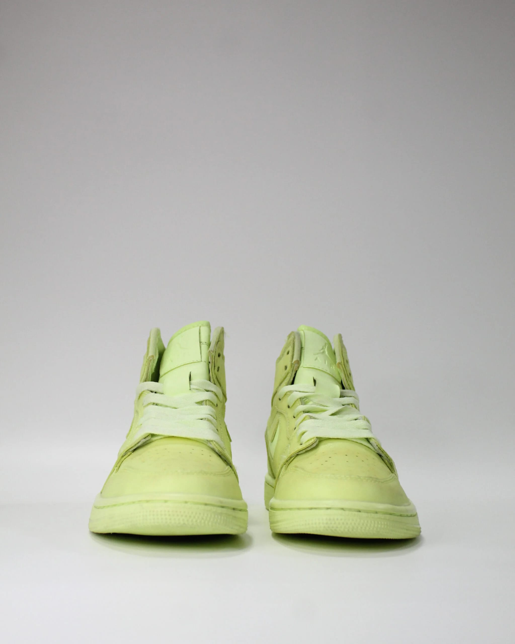 Nike Jordan 1 Retro High Balery Volt Mujer