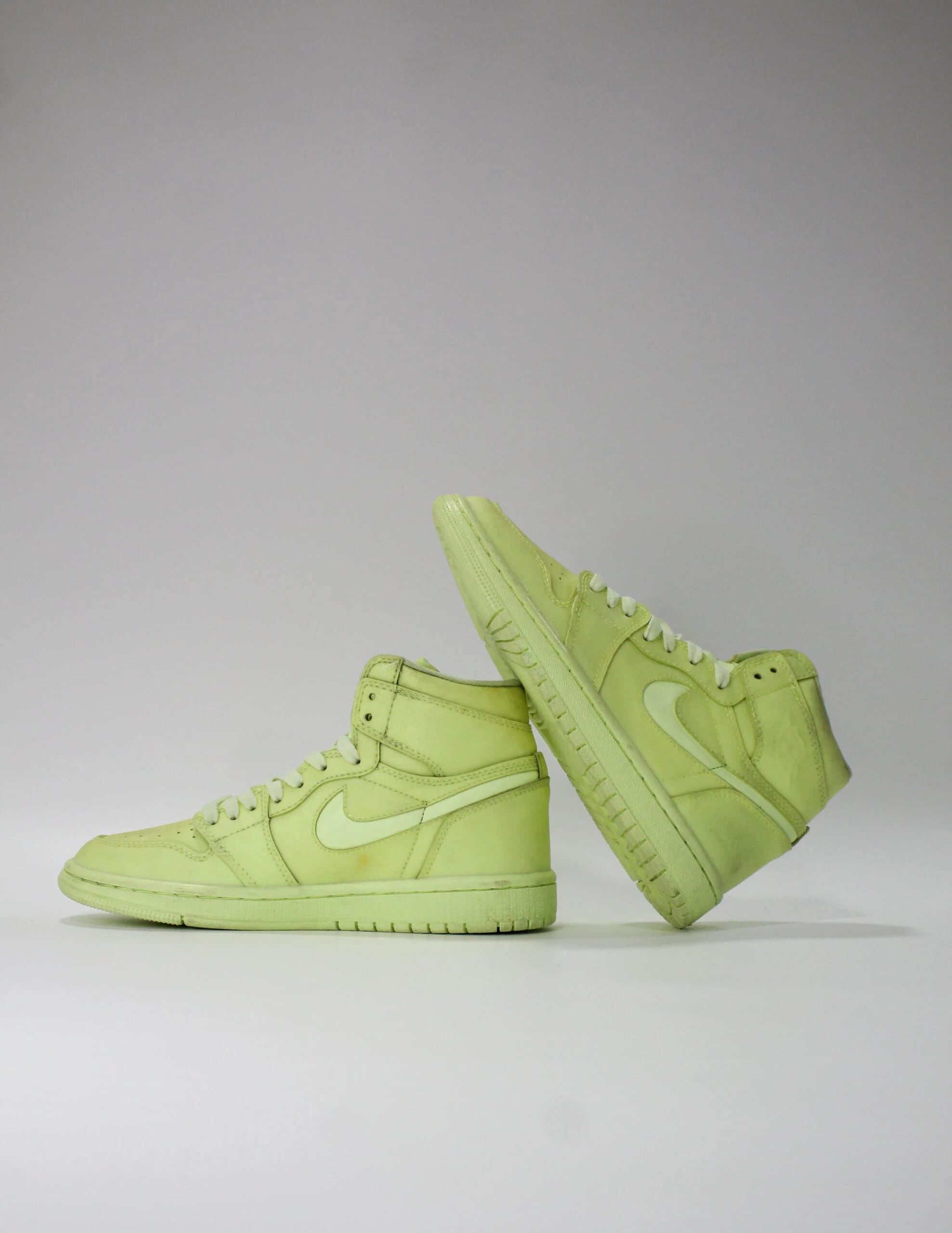 Nike Jordan 1 Retro High Balery Volt Mujer