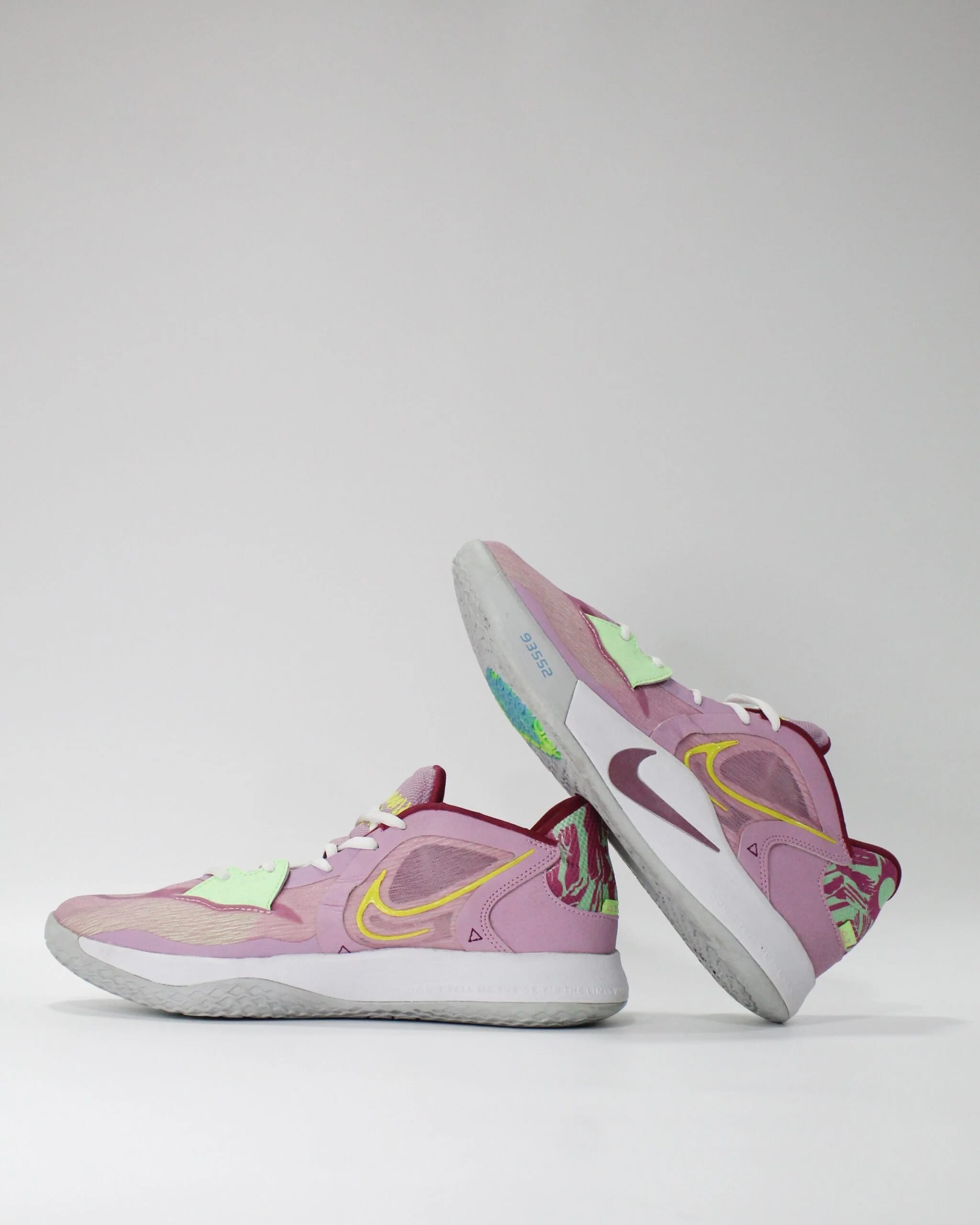 Nike Kyrie 5 Low Pink