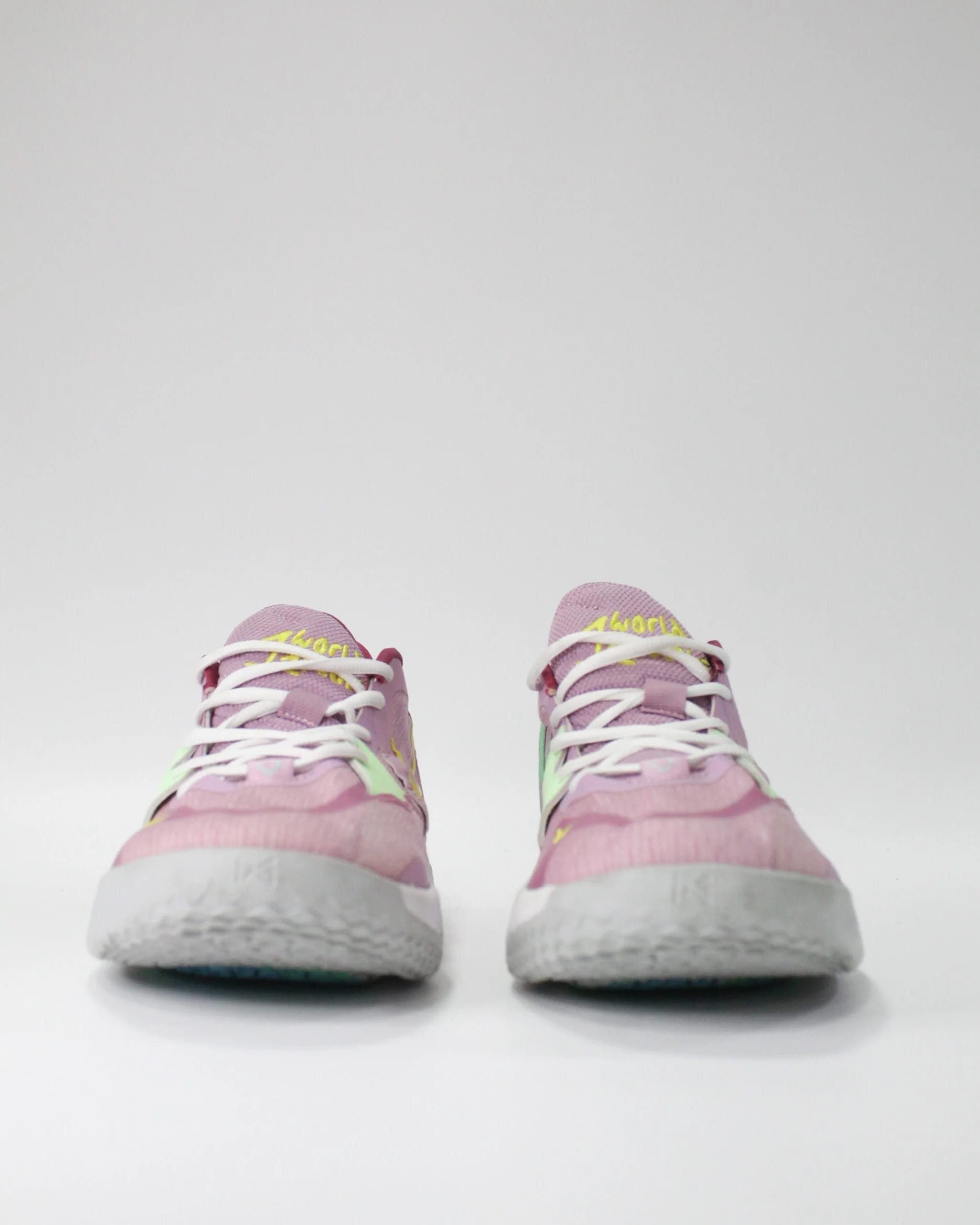 Nike Kyrie 5 Low Pink