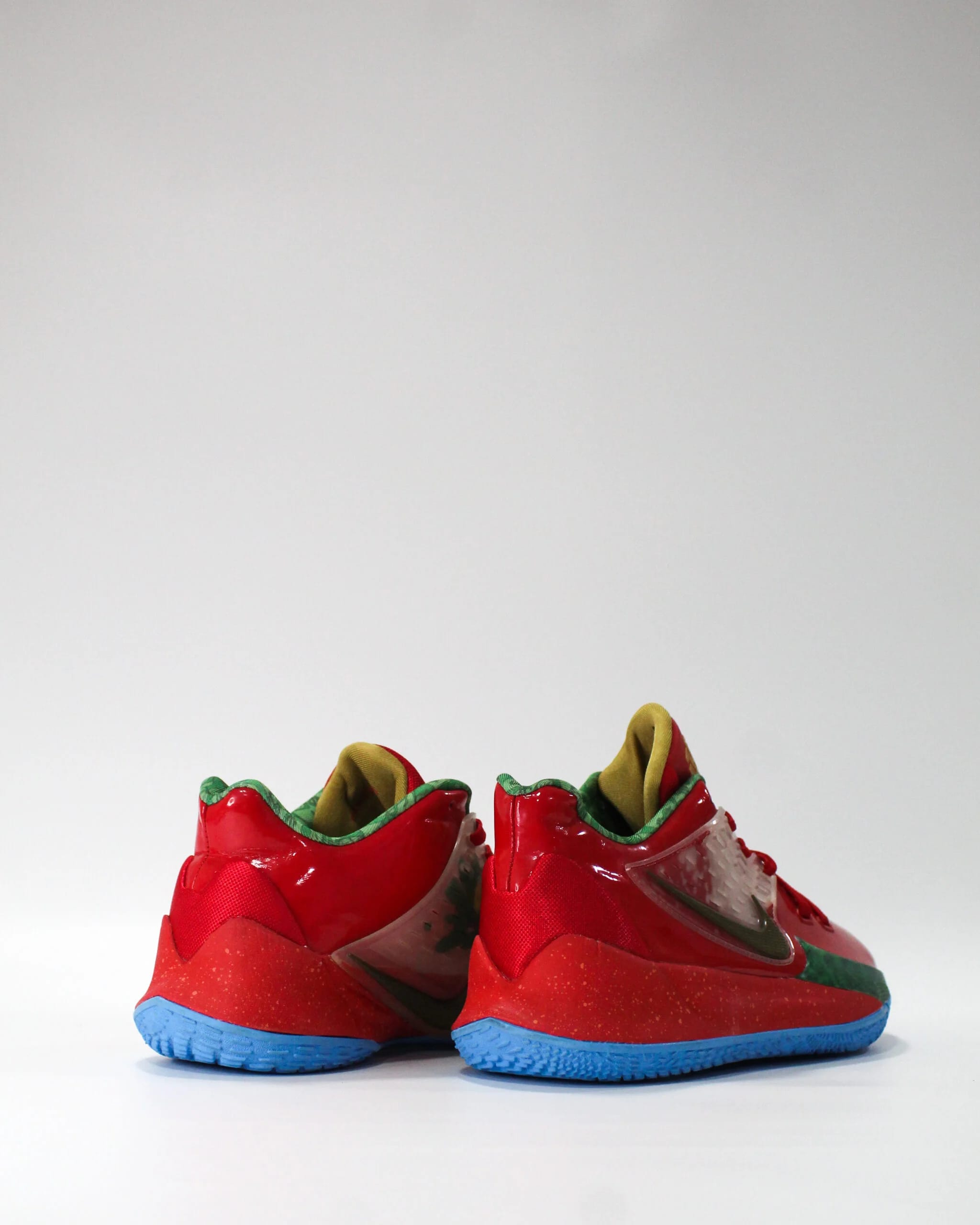 Nike kyrie low Bob esponja- Don cangrejo