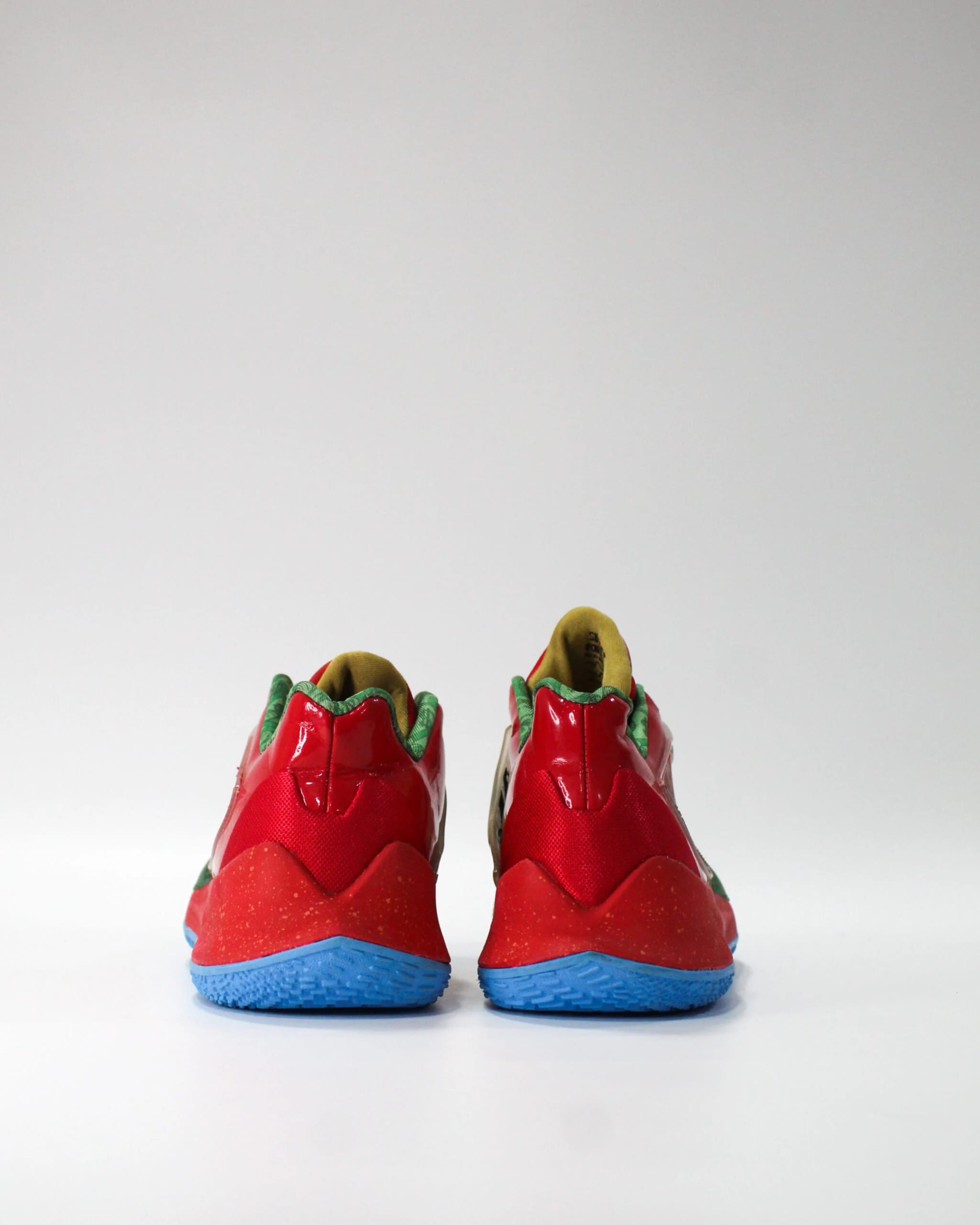 Nike kyrie low Bob esponja- Don cangrejo