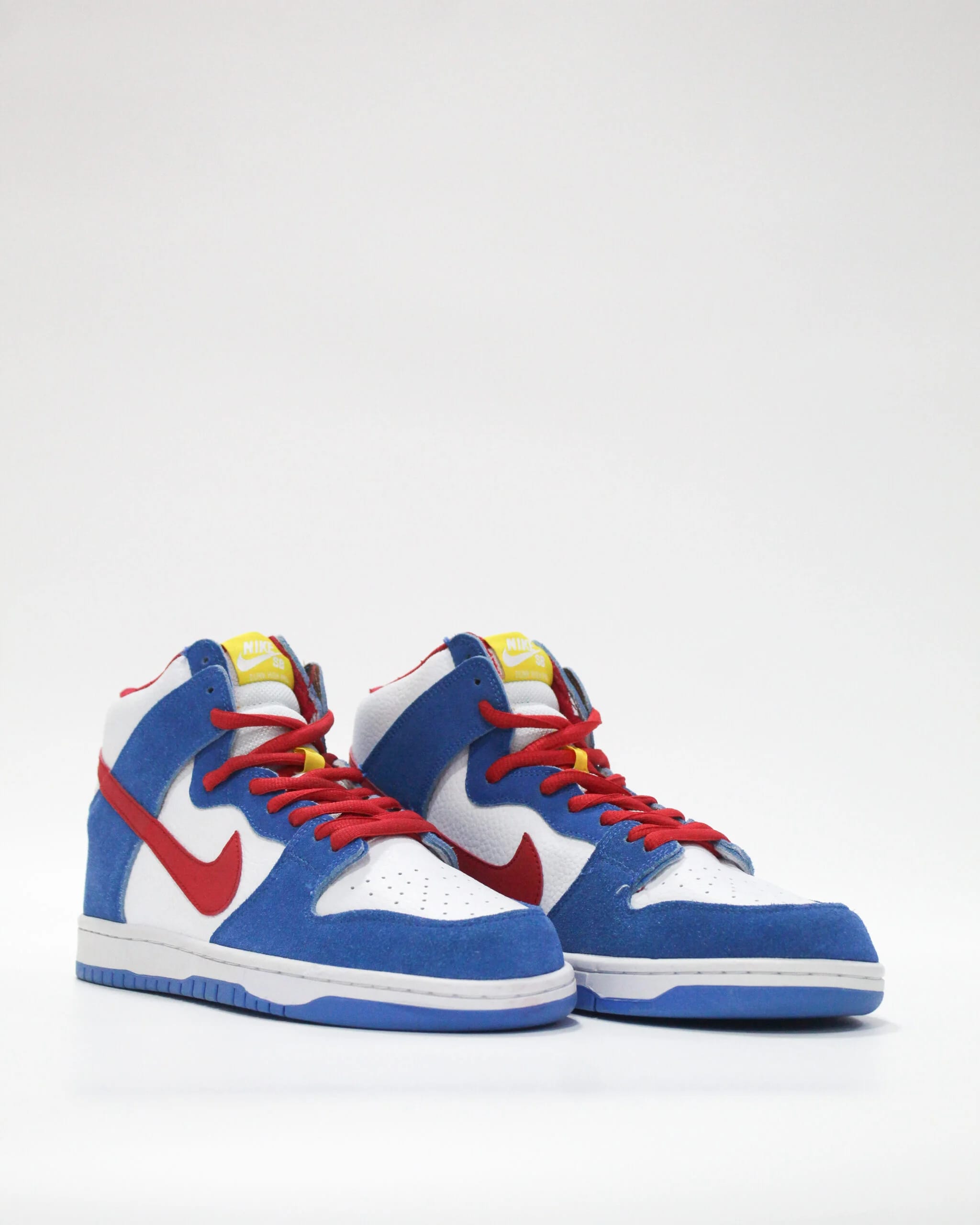 Nike SB Dunk High Doraemon