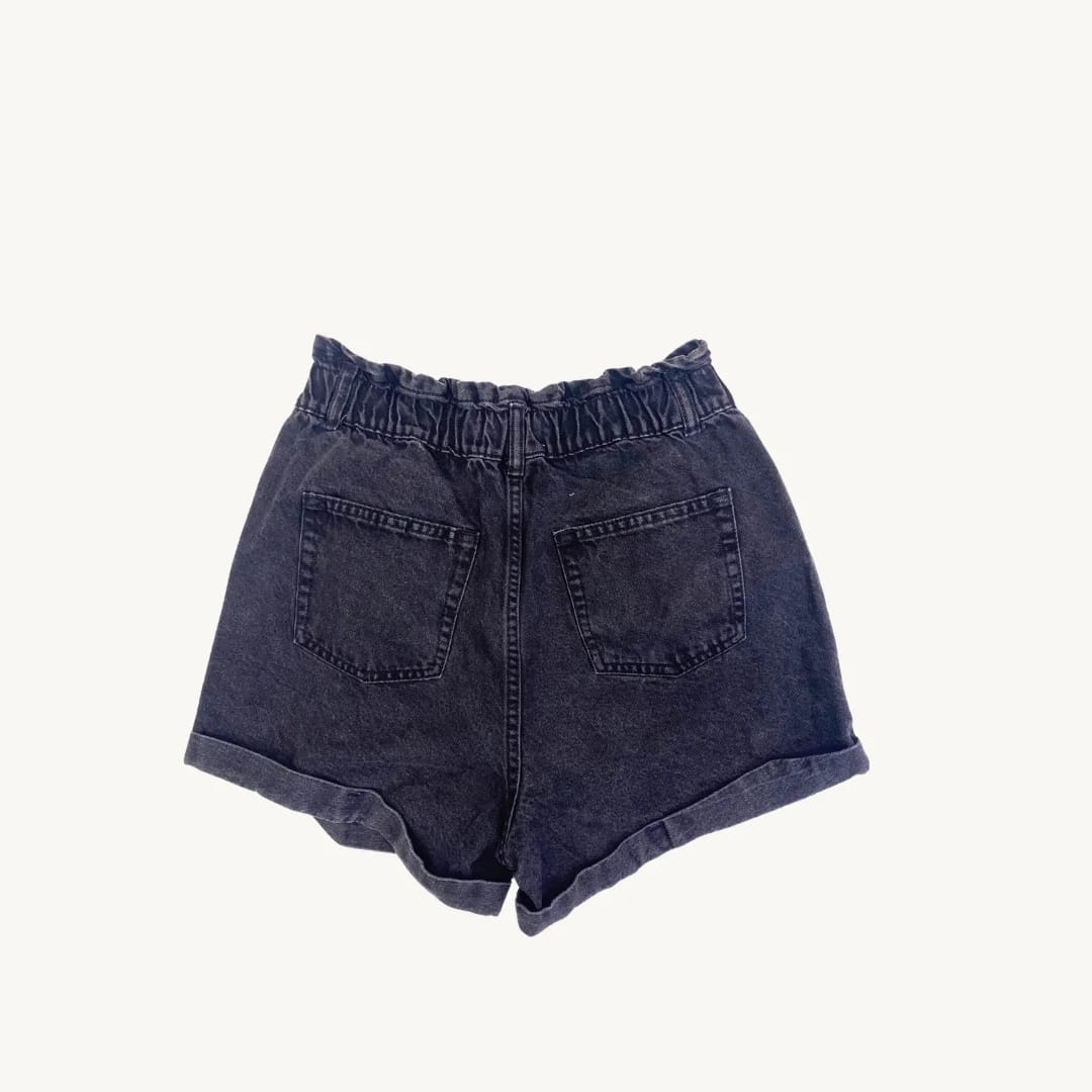 Short de denim negro con cintura elástica estilo Paperbag