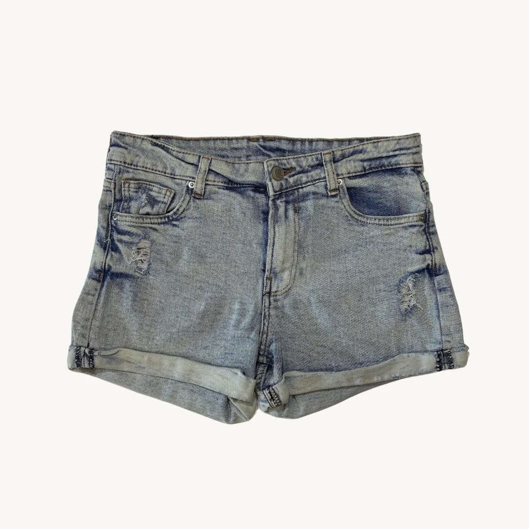 Short de Mezclilla Celeste - Calce Clásico con Doblez
