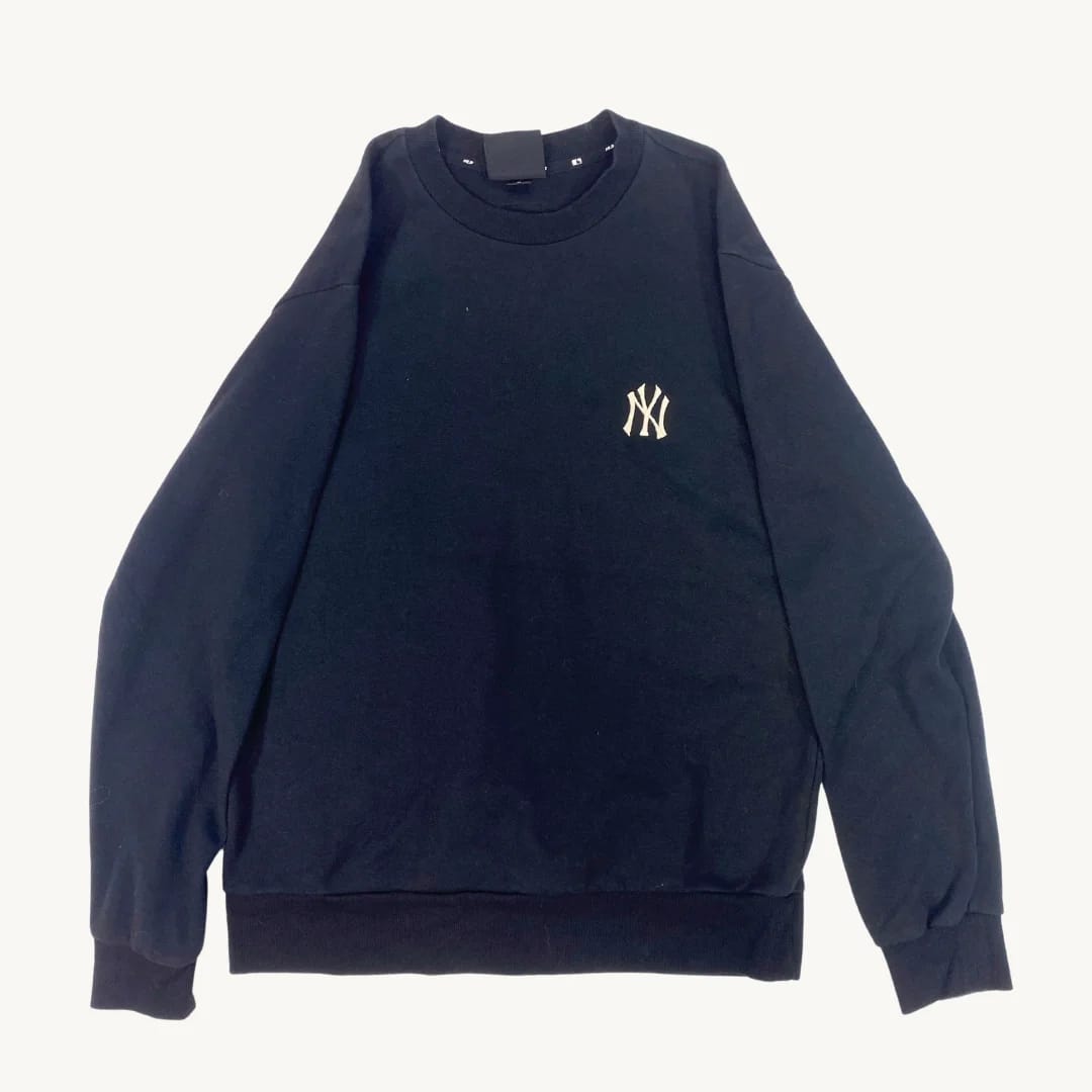 Poleron MLB New York Yankees Logo Dorado Negro