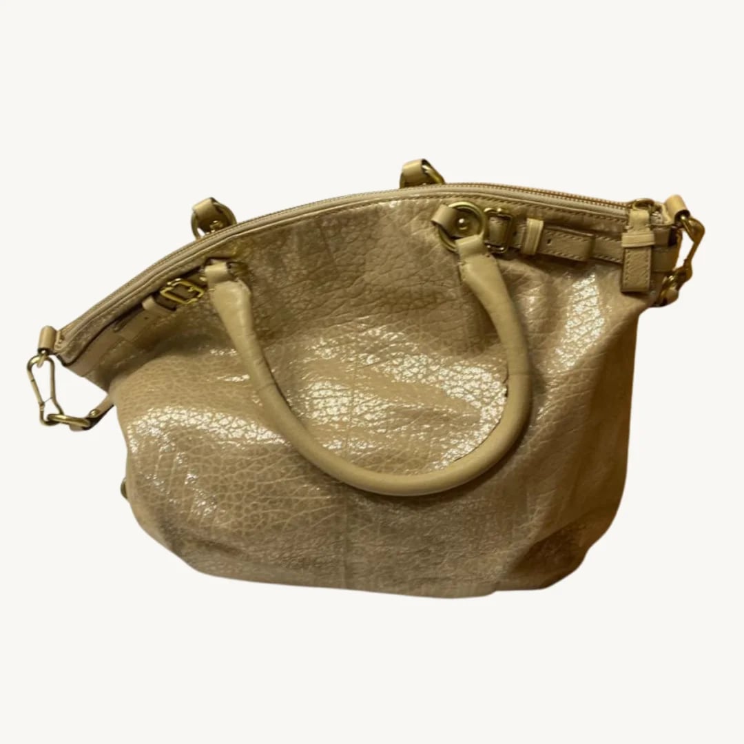 Bolso de Hombro Coach Tabby Shoulder Bag 26 en Cuero Pebble Blanco — foto 2