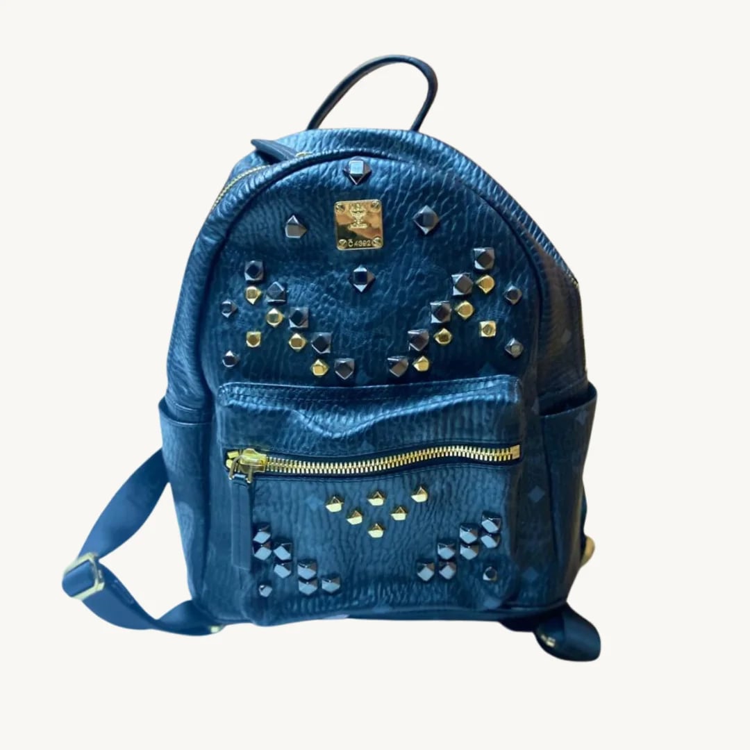 Mochila MCM Stark Bebe Boo en Visetos Negro con Tachuelas Multicolores