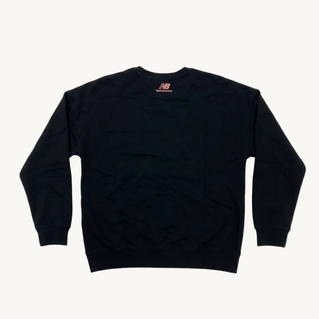 Poleron New Balance Essentials Stacked Logo - Negro — foto 2