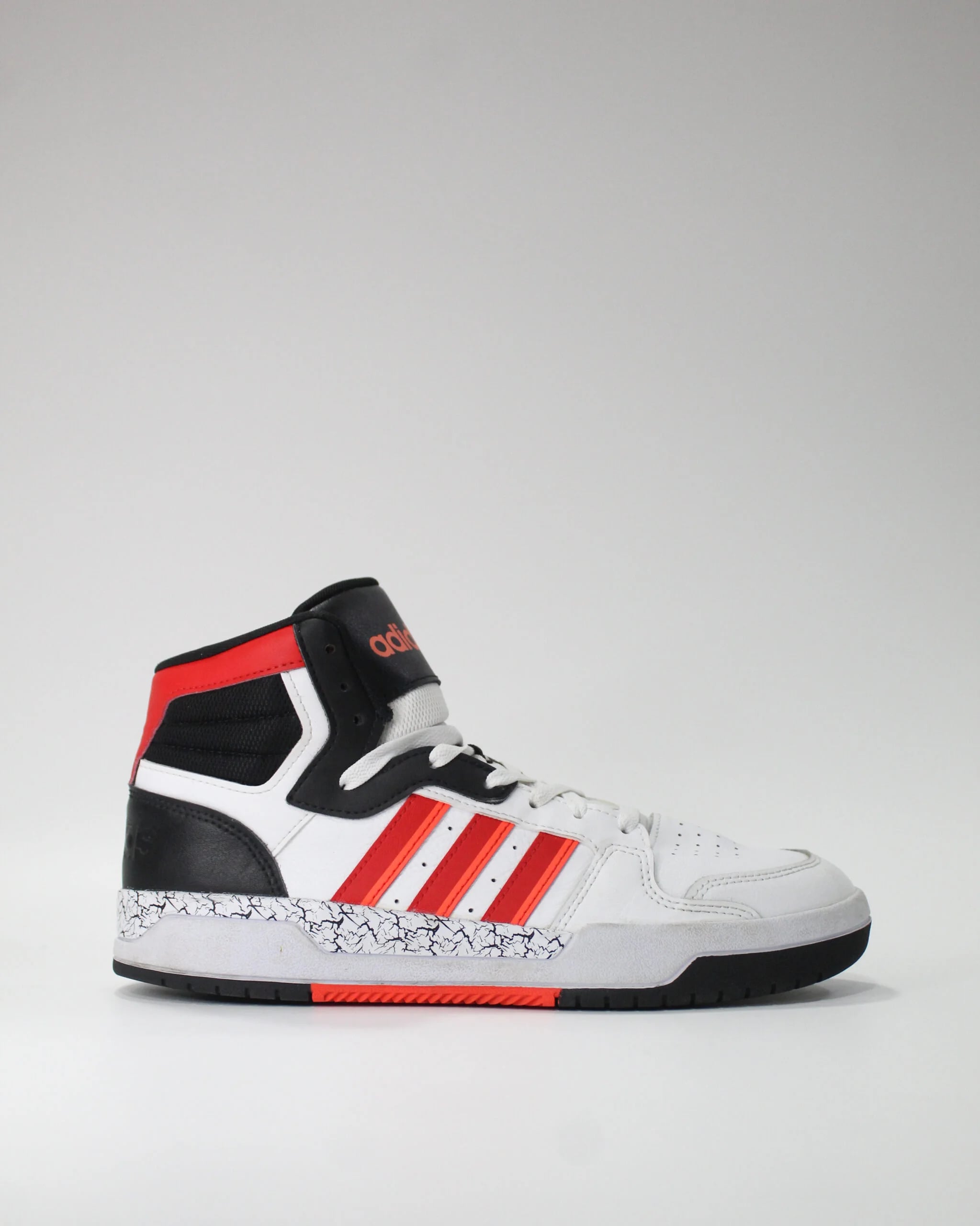 Adidas NEO Entrap mid White Black Red