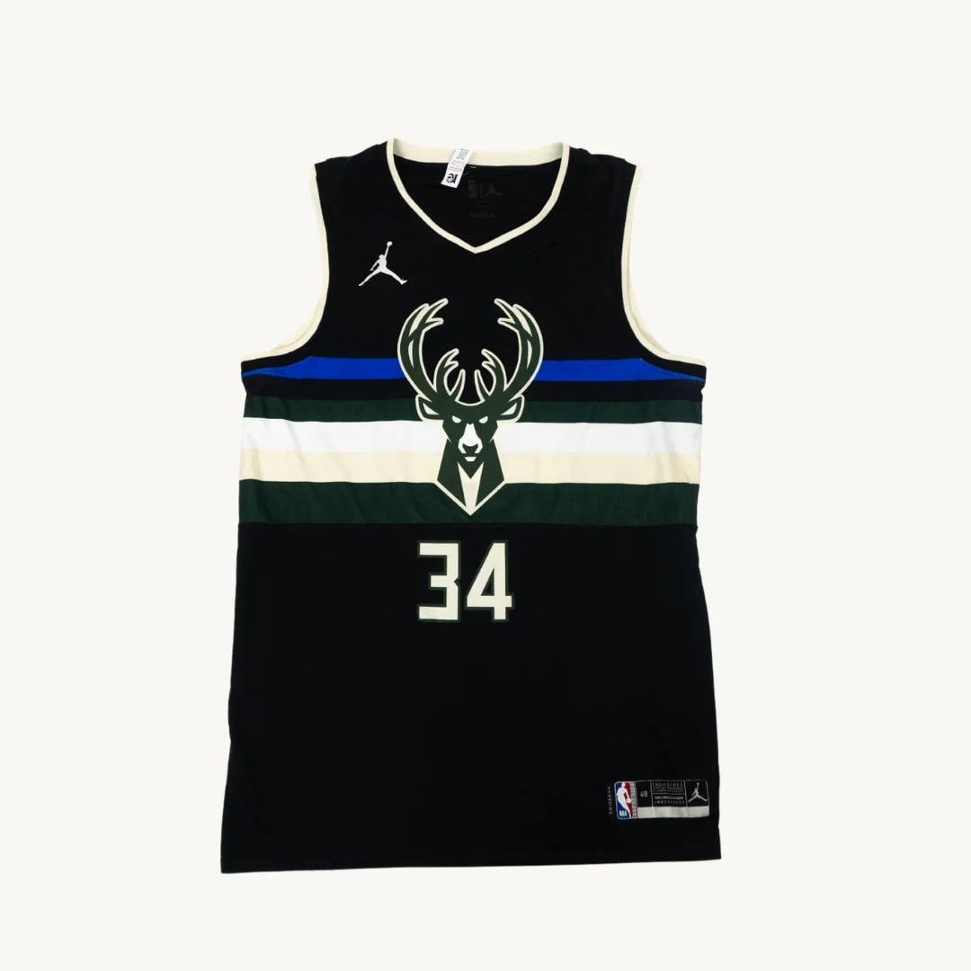 Camiseta de Basquetbol Milwaukee Bucks Giannis Antetokounmpo 34 Jordan Negra