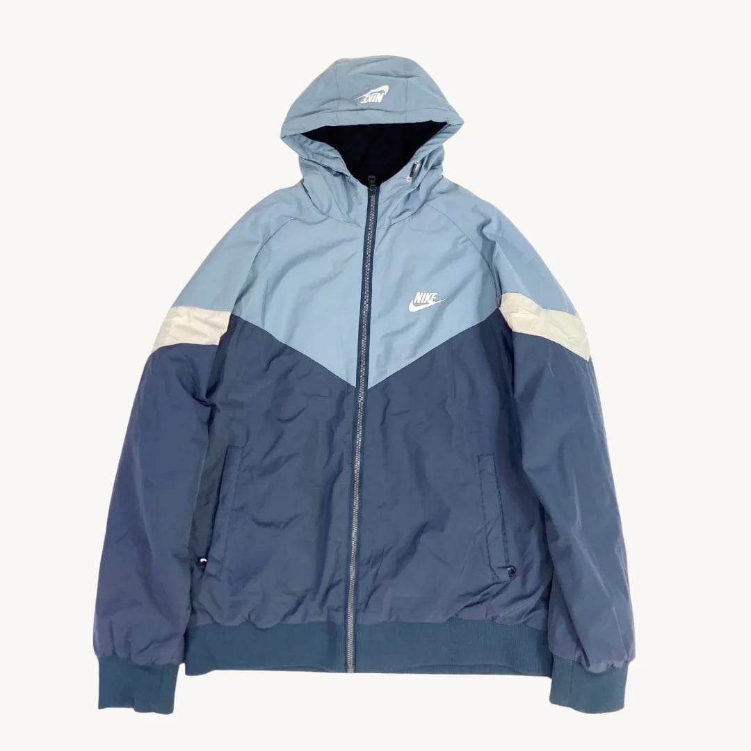 Chaqueta Nike azul con celeste