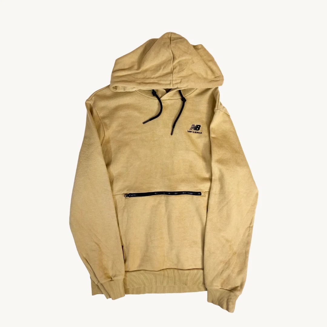 Poleron New Balancel en Tono Beige