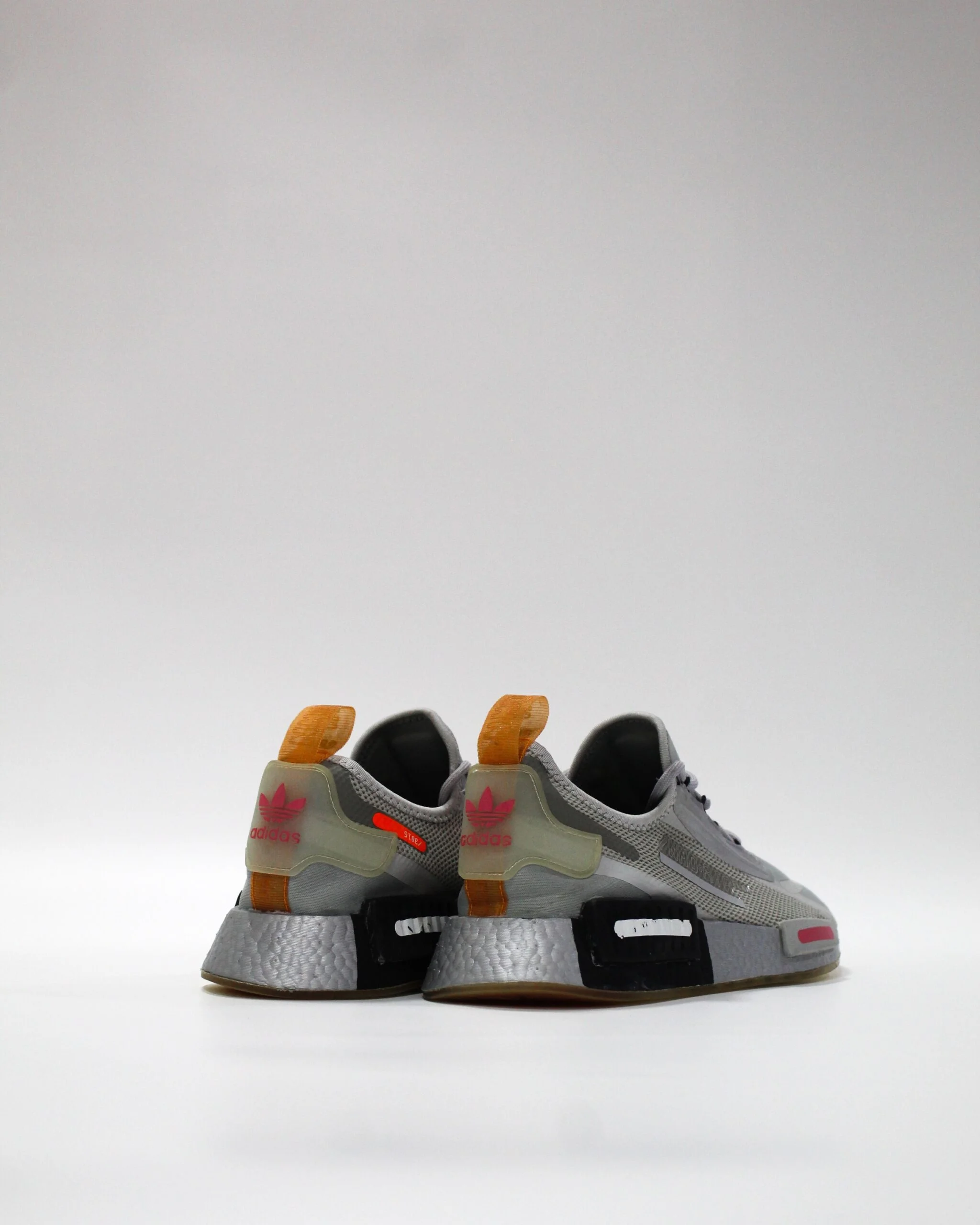 Adidas NMD R1 Spectoo