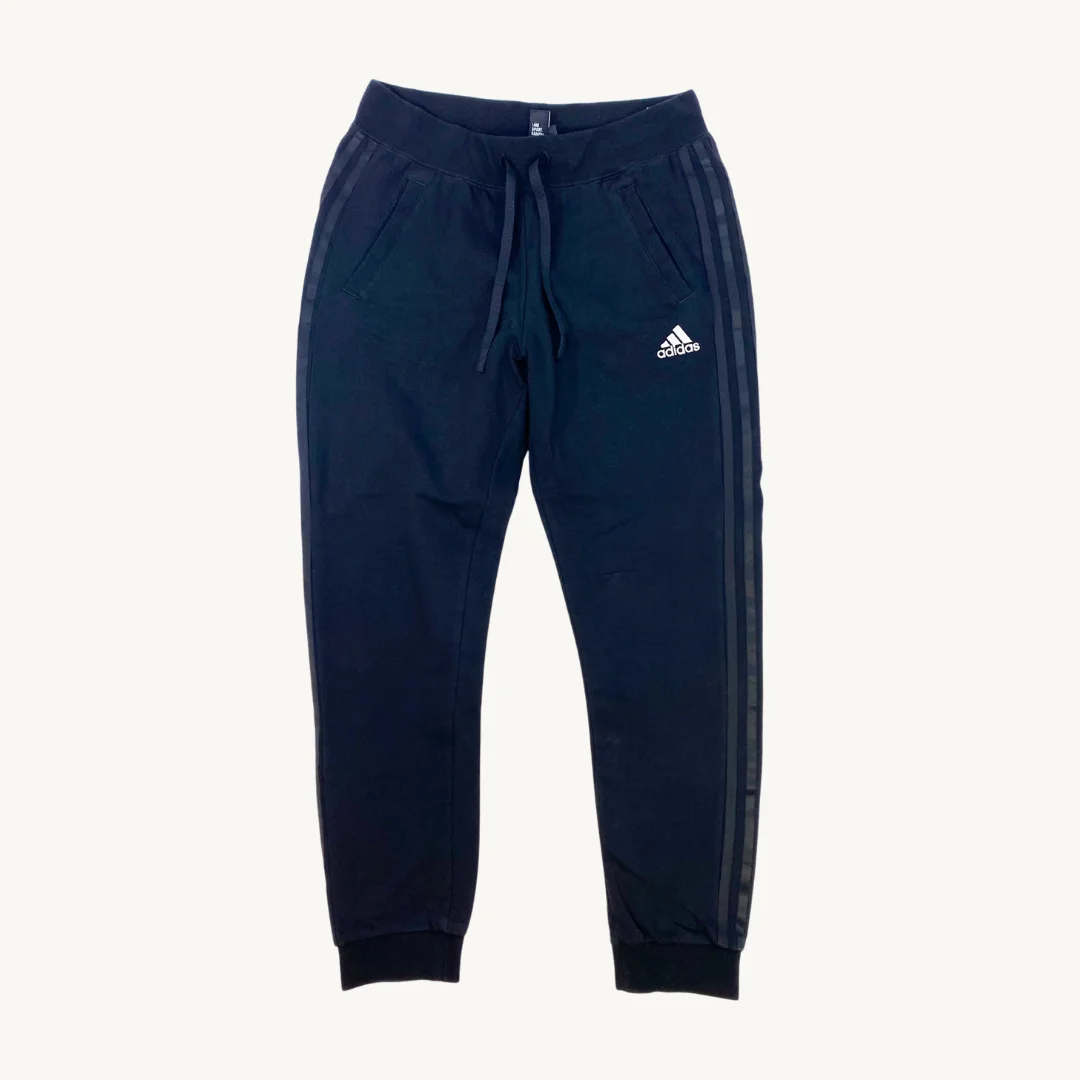 Buzo adidas con lineas negras