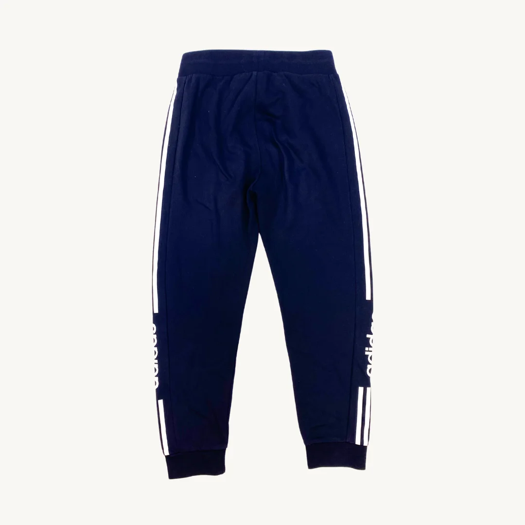 Buzo Adidas con puño negro