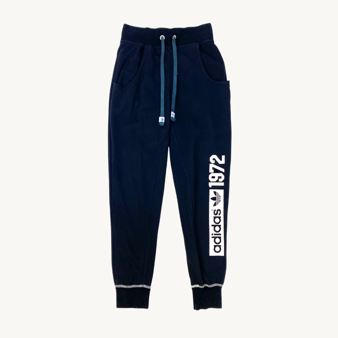 Buzo Adidas Originals negro