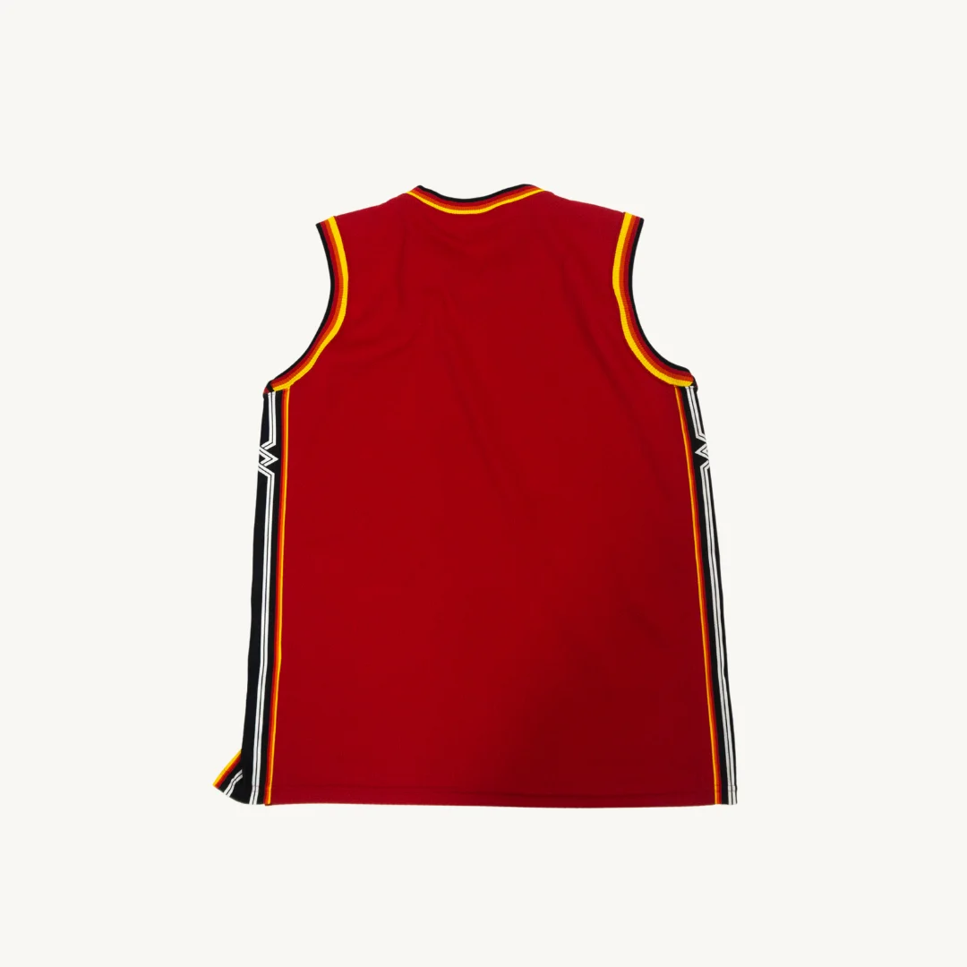 Camiseta de Basquetbol Mizuno Vintage Roja Detalle Lateral — foto 2