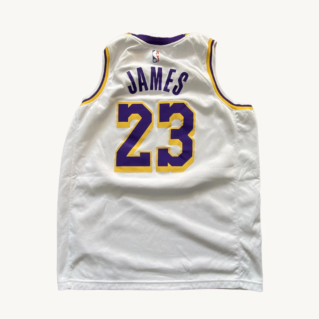 Camiseta Los Angeles Lakers - LeBron James #23