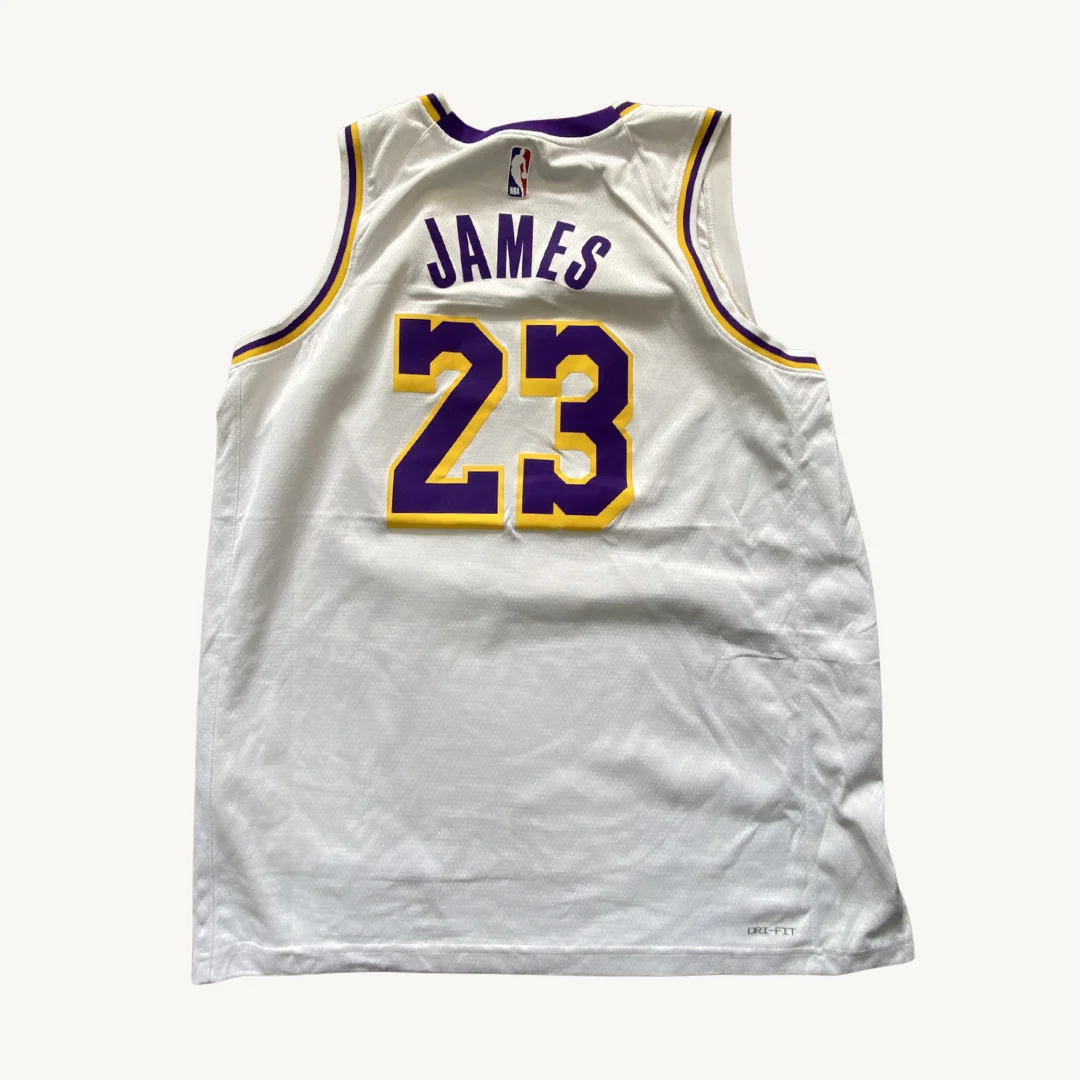 Camiseta Los Angeles Lakers - LeBron James #23