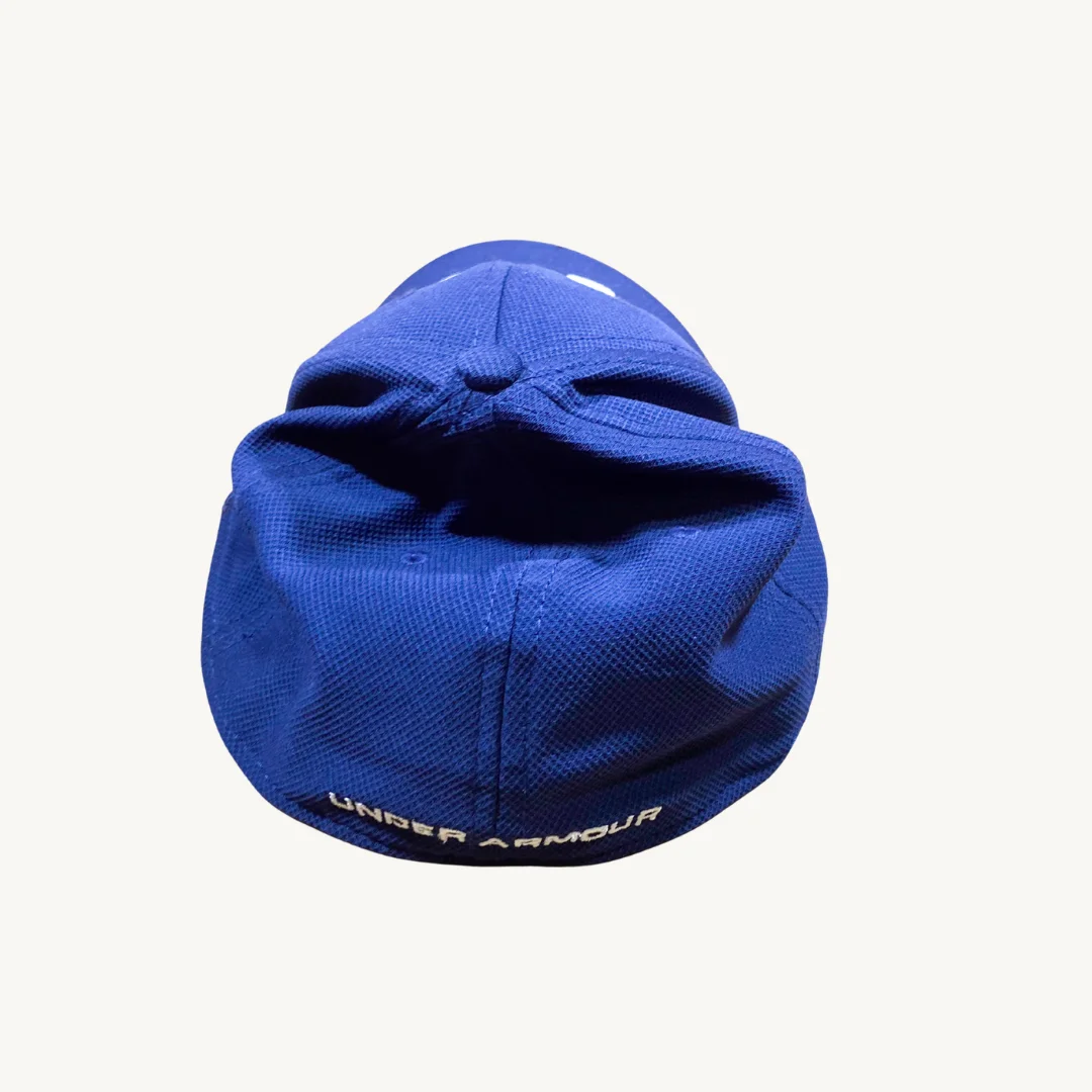 Gorra Under Armour Blitzing Logo Blanco Azul Royal Performance