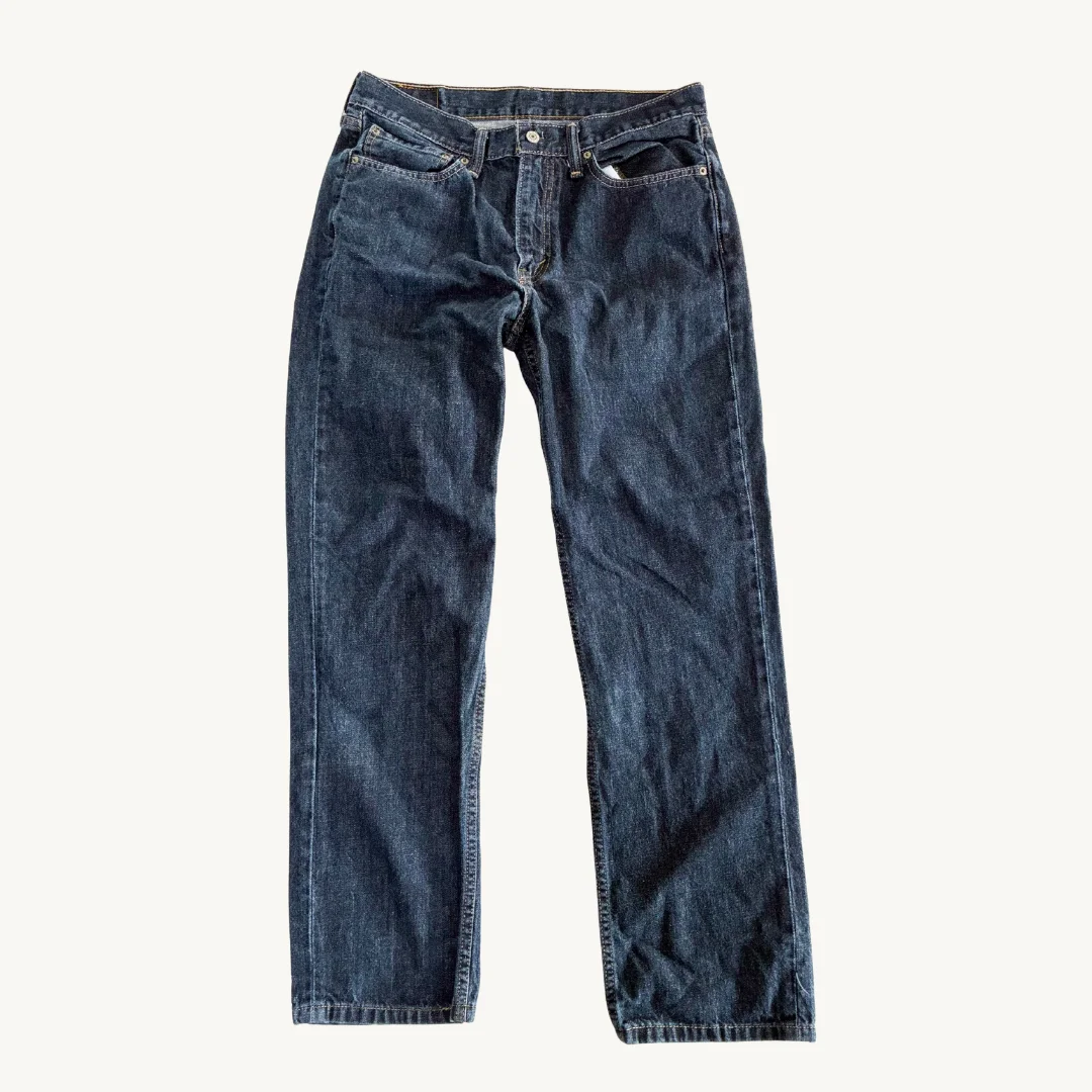 Jeans Levi's Azul Oscuro - Estilo Clásico y Robusto
