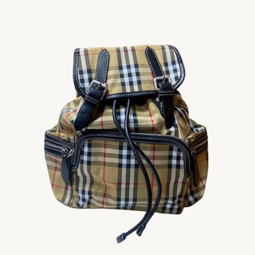 Mochila Burberry Medium Rucksack en Nylon Vintage Check