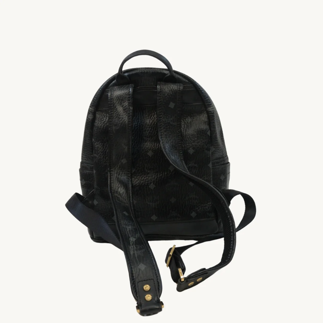 Mochila MCM Stark Studded Negra