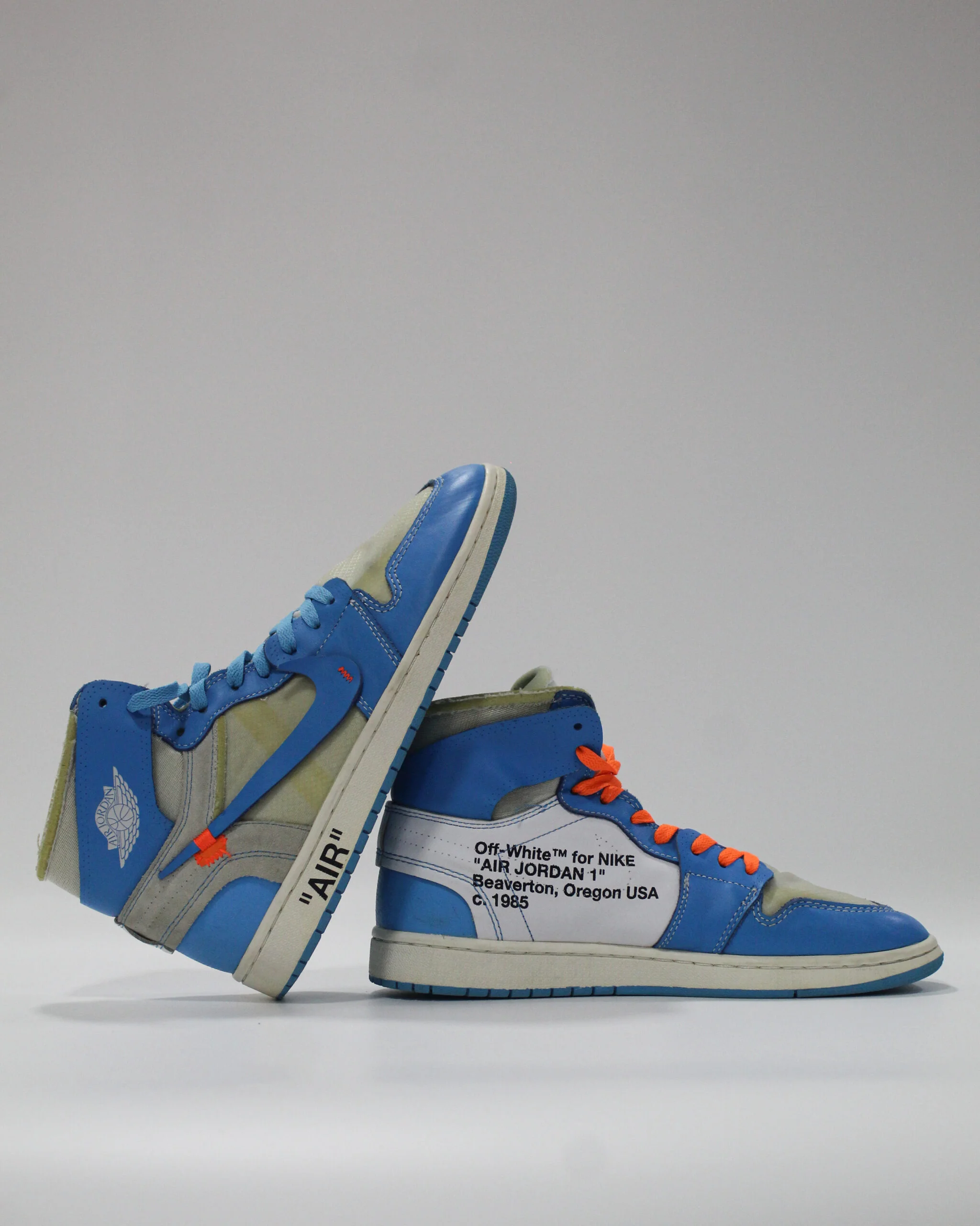 Nike Air Jordan 1 Retro High Off-white University blue