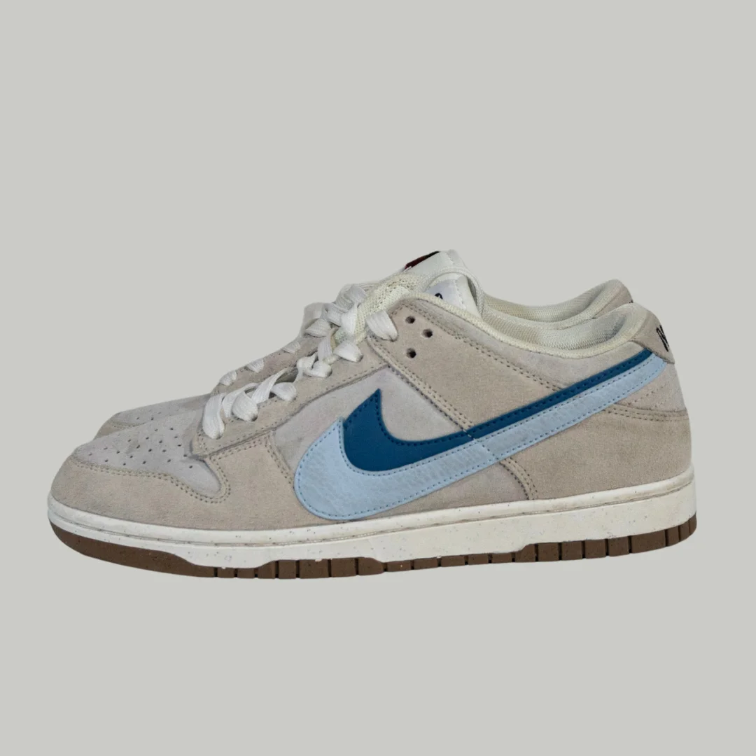 Nike Beige