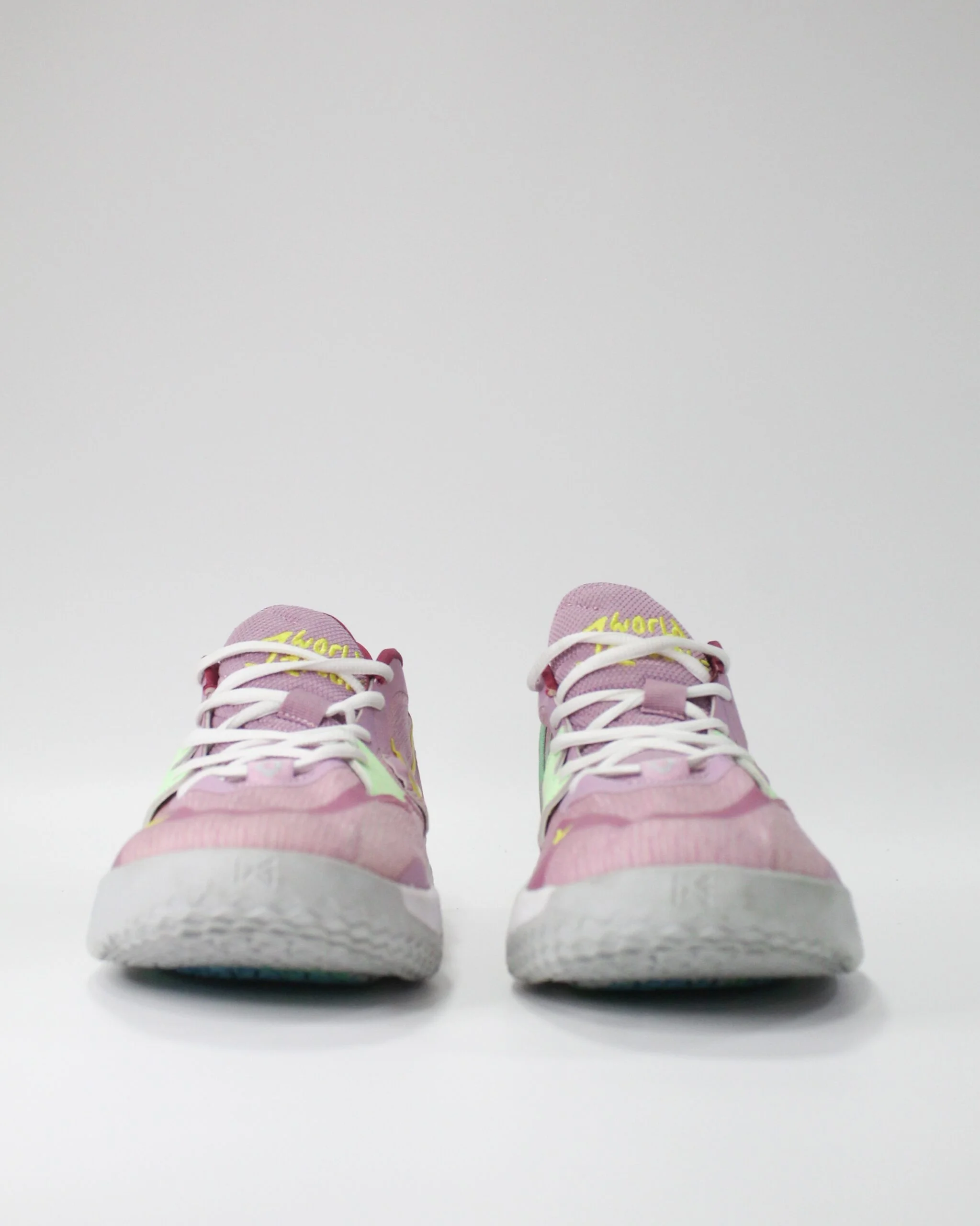 Nike Kyrie 5 Low Pink