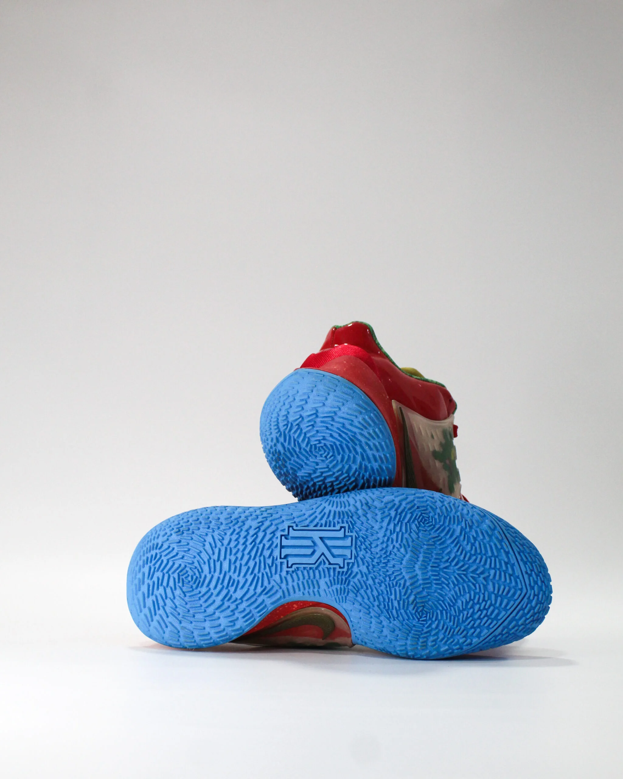 Nike kyrie low Bob esponja- Don cangrejo