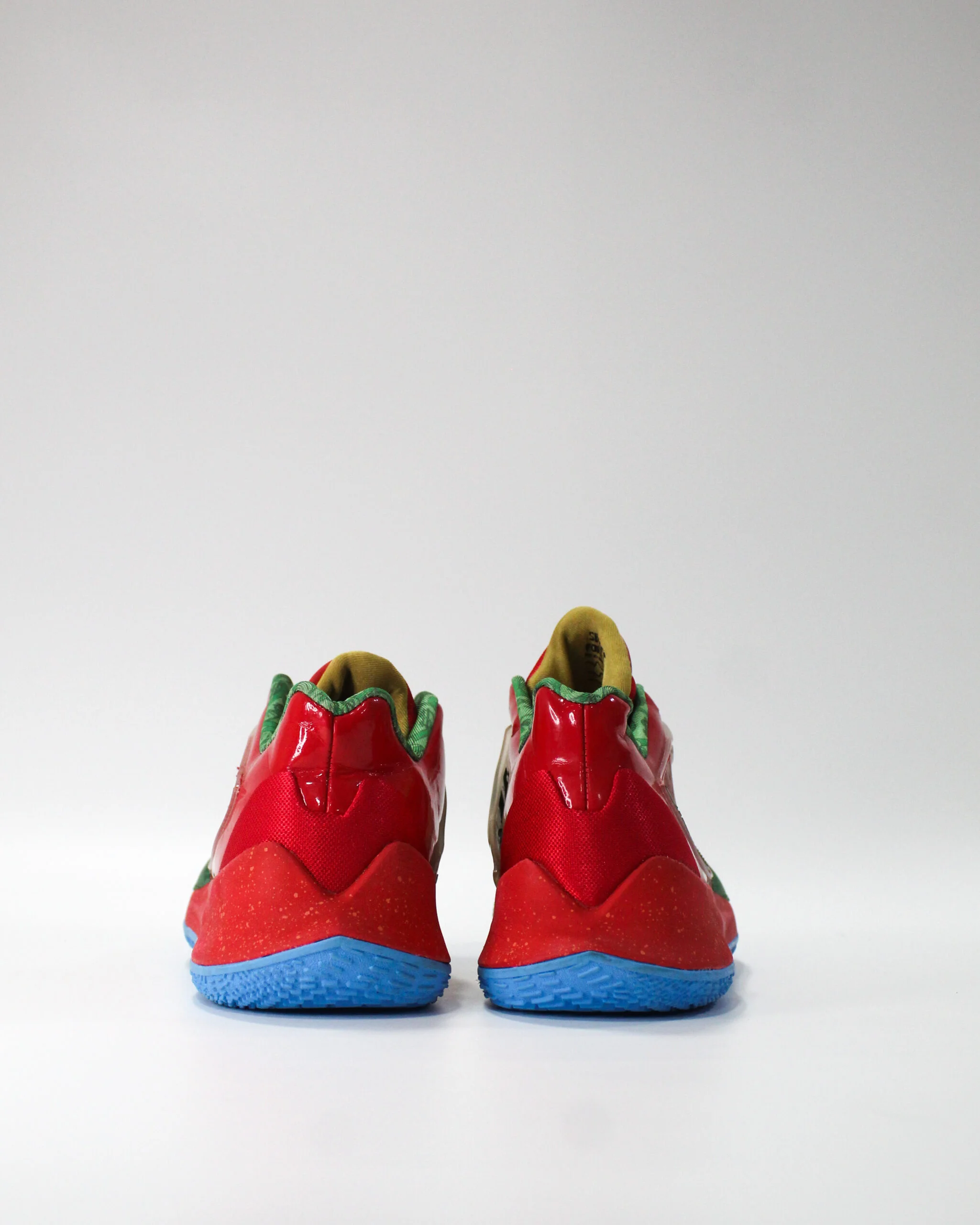 Nike kyrie low Bob esponja- Don cangrejo
