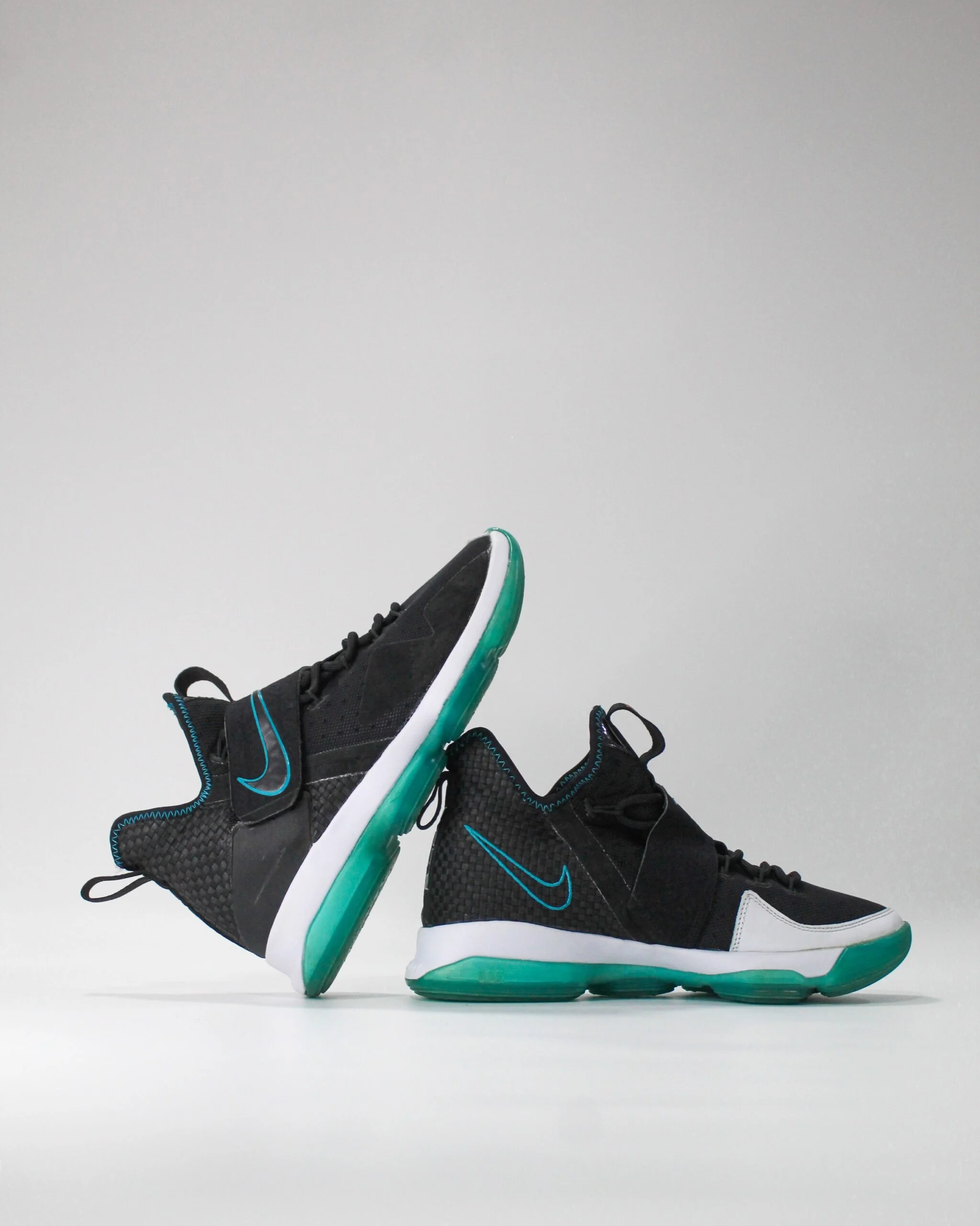 Nike Lebron 14 Red Carpet