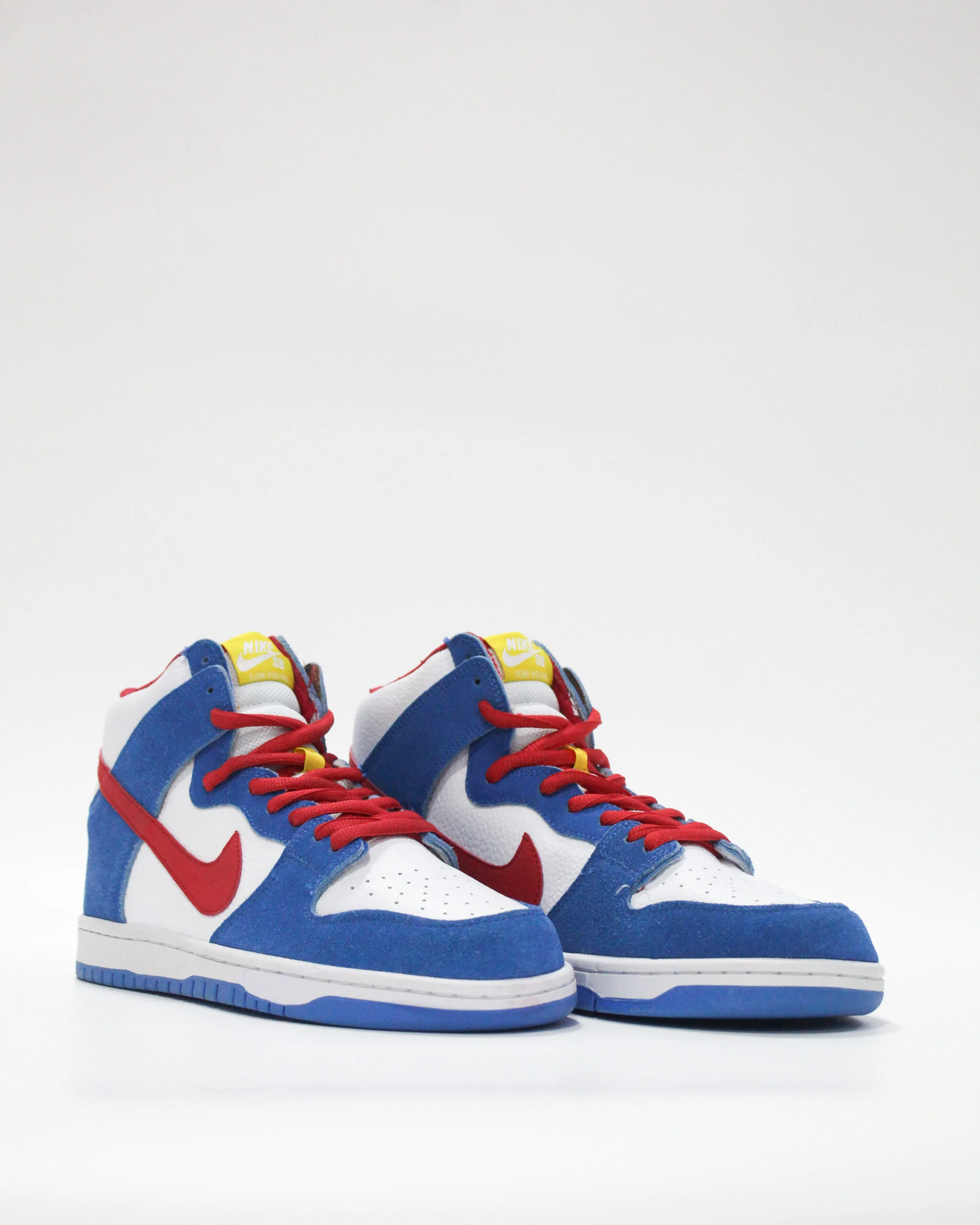 Nike SB Dunk High Doraemon
