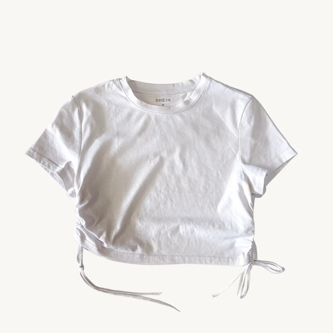 Polera Crop Blanca con Amarras Ajustables