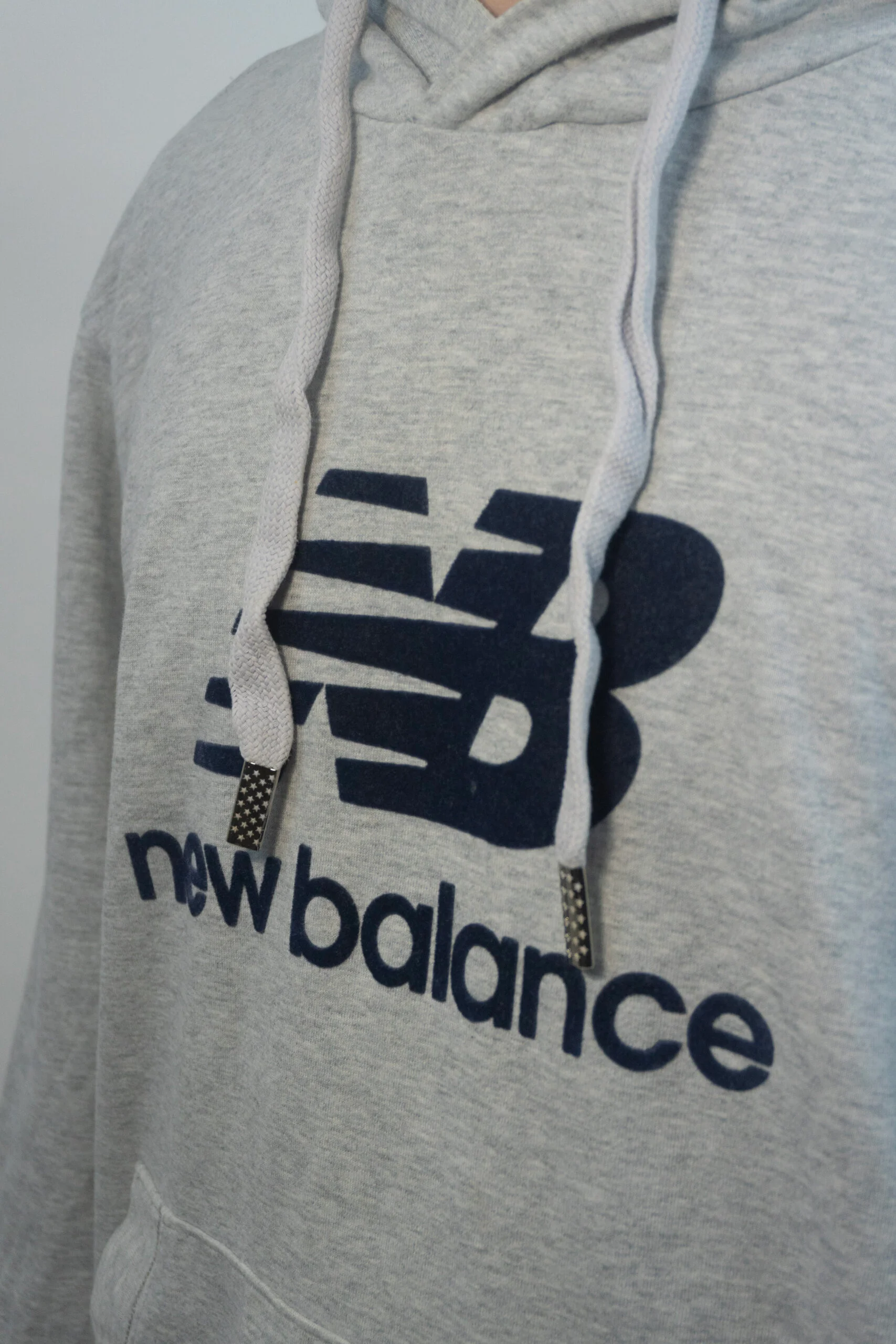 Poleron Gris New Balance