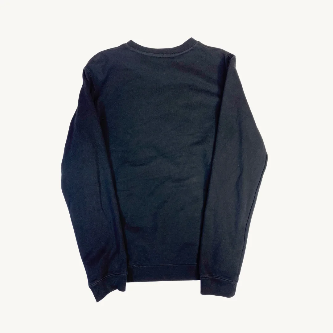Poleron Nike de Cuello Redondo con Logo Camuflado en Negro