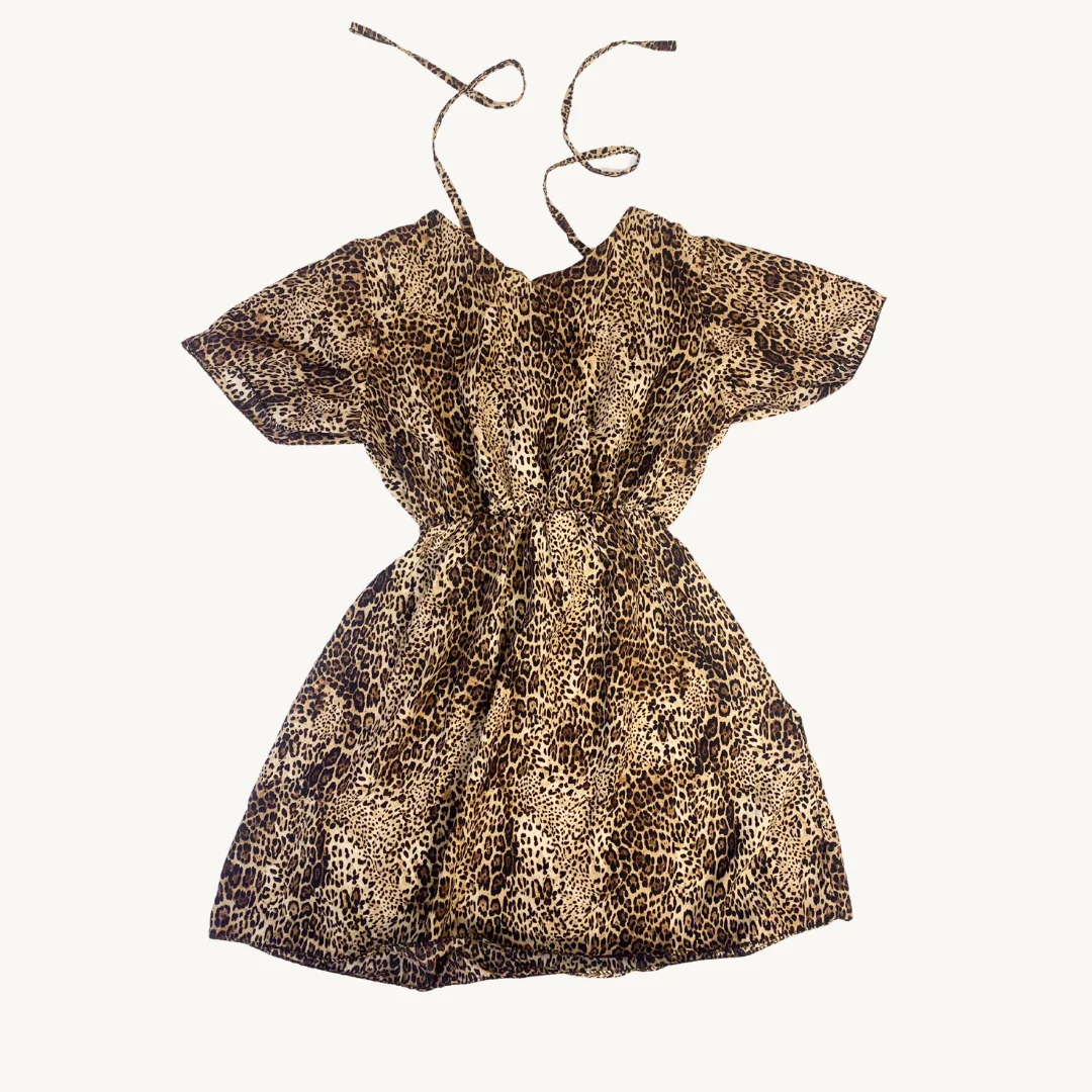 Vestido Corto Cruzado con Estampado de Leopardo y Lazos
